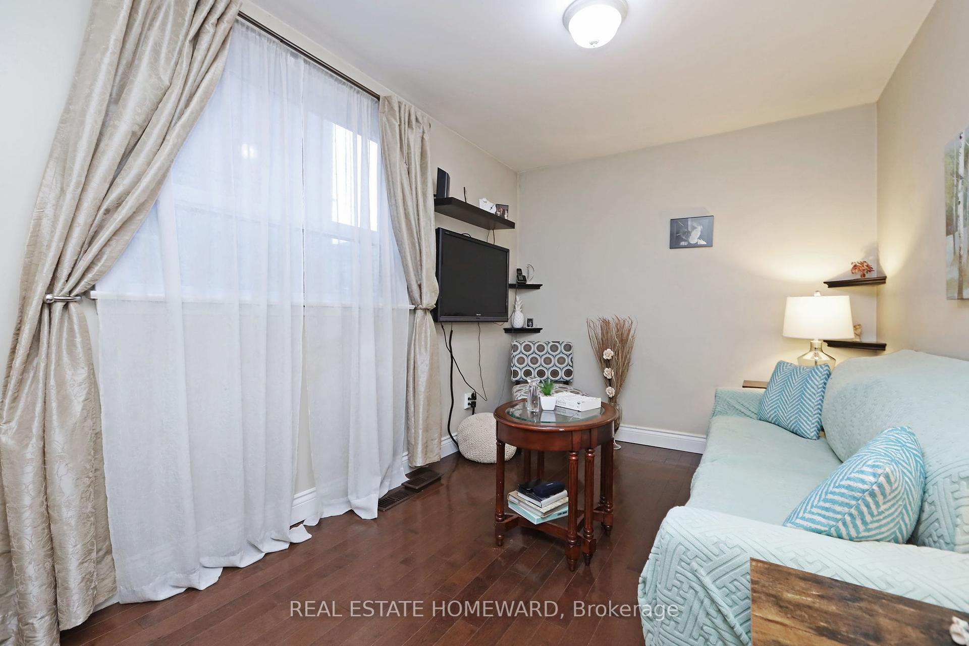 363 Highfield Rd, Toronto, ON M4L2V7 | 3 Bedroom 3 Bathroom Semi-Detached House | Image 7