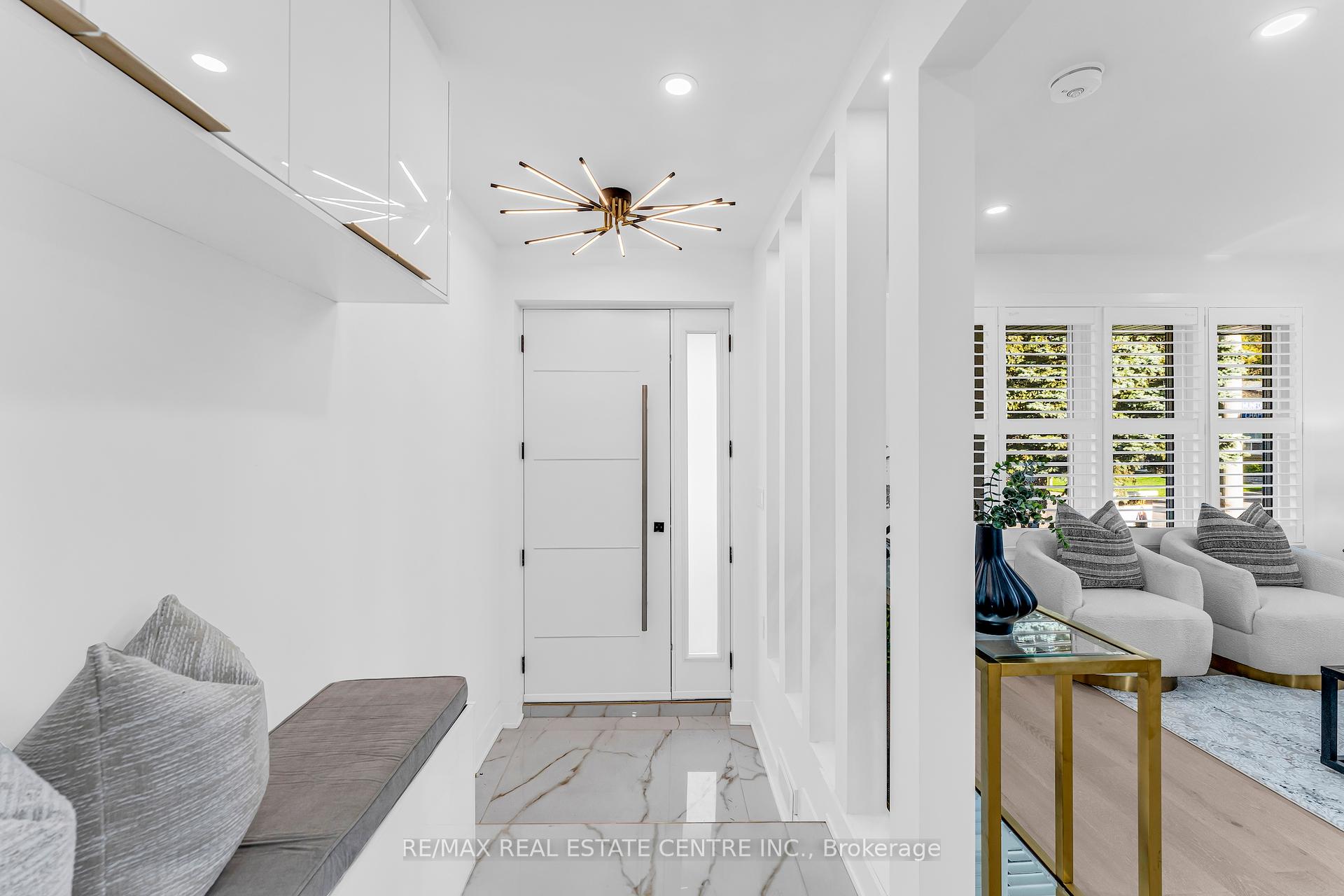 35 Munford Cres, Toronto, ON M4B1B9 | 4 Bedroom 6 Bathroom Detached House | Image 3