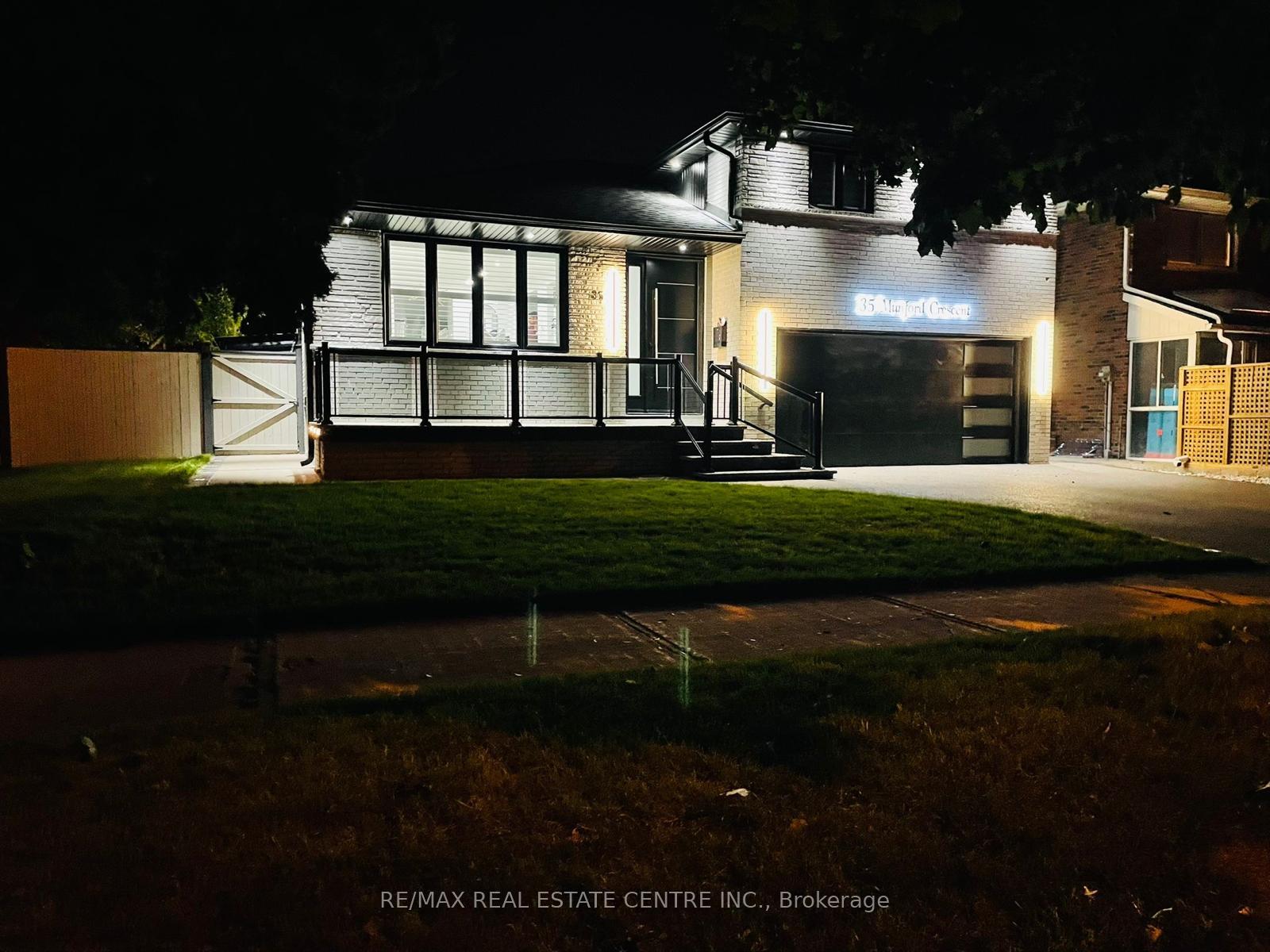 35 Munford Cres, Toronto, ON M4B1B9 | 4 Bedroom 6 Bathroom Detached House | Image 36