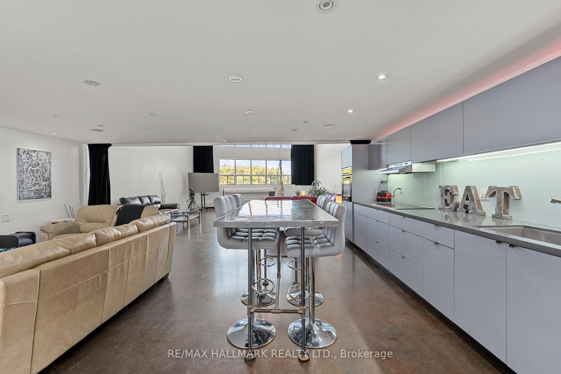 #226 - 1173 Dundas St E, Toronto, ON M4M3P1 | 2 Bedroom 2 Bathroom Condo Apt | Image 11