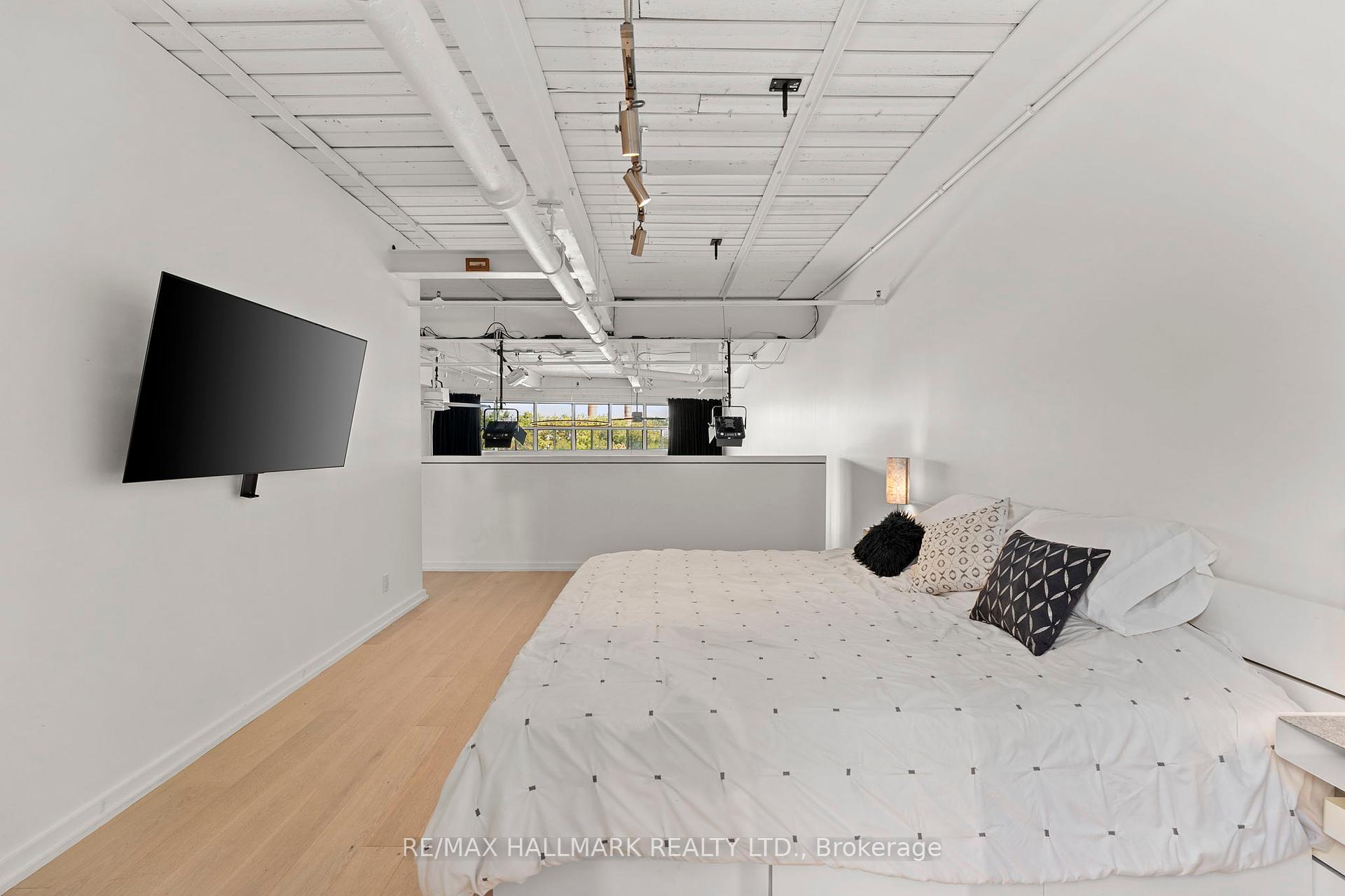 #226 - 1173 Dundas St E, Toronto, ON M4M3P1 | 2 Bedroom 2 Bathroom Condo Apt | Image 15