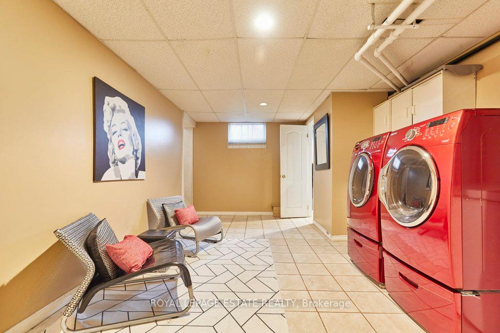 63 Valhalla Blvd, Toronto, ON M1N3B4 | 3 Bedroom 3 Bathroom Detached House | Image 23