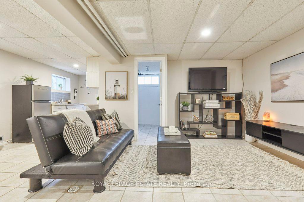 63 Valhalla Blvd, Toronto, ON M1N3B4 | 3 Bedroom 3 Bathroom Detached House | Image 26