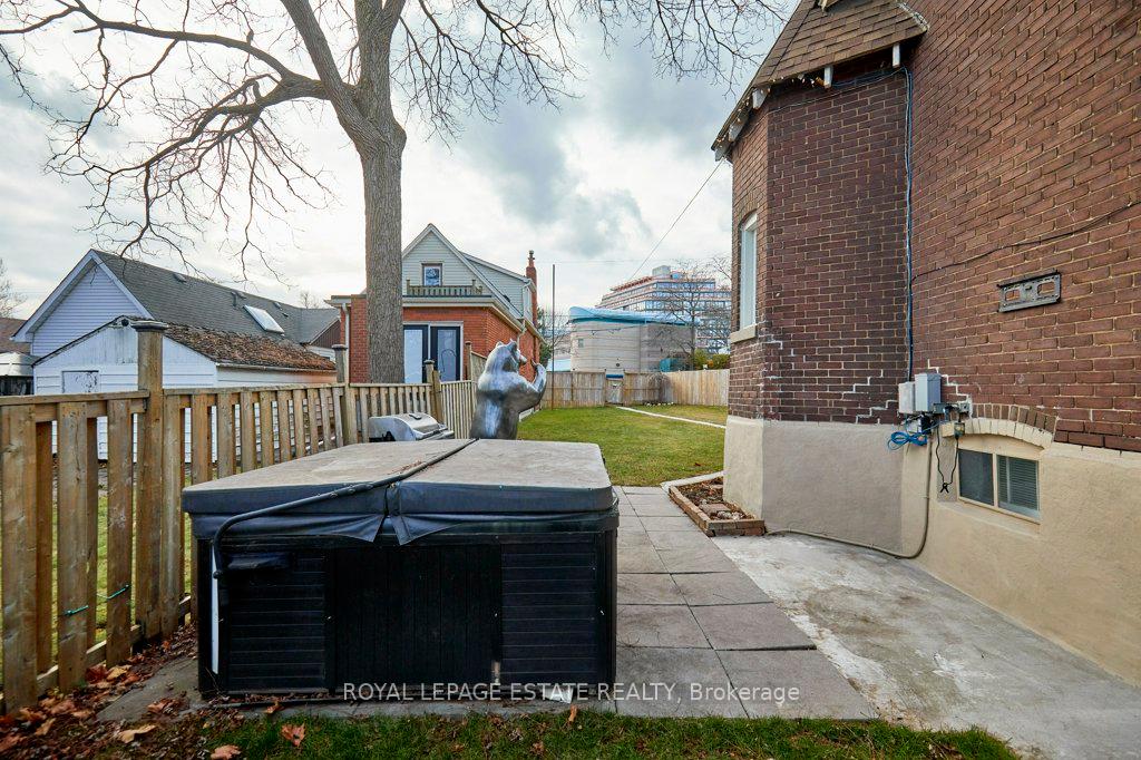 63 Valhalla Blvd, Toronto, ON M1N3B4 | 3 Bedroom 3 Bathroom Detached House | Image 38