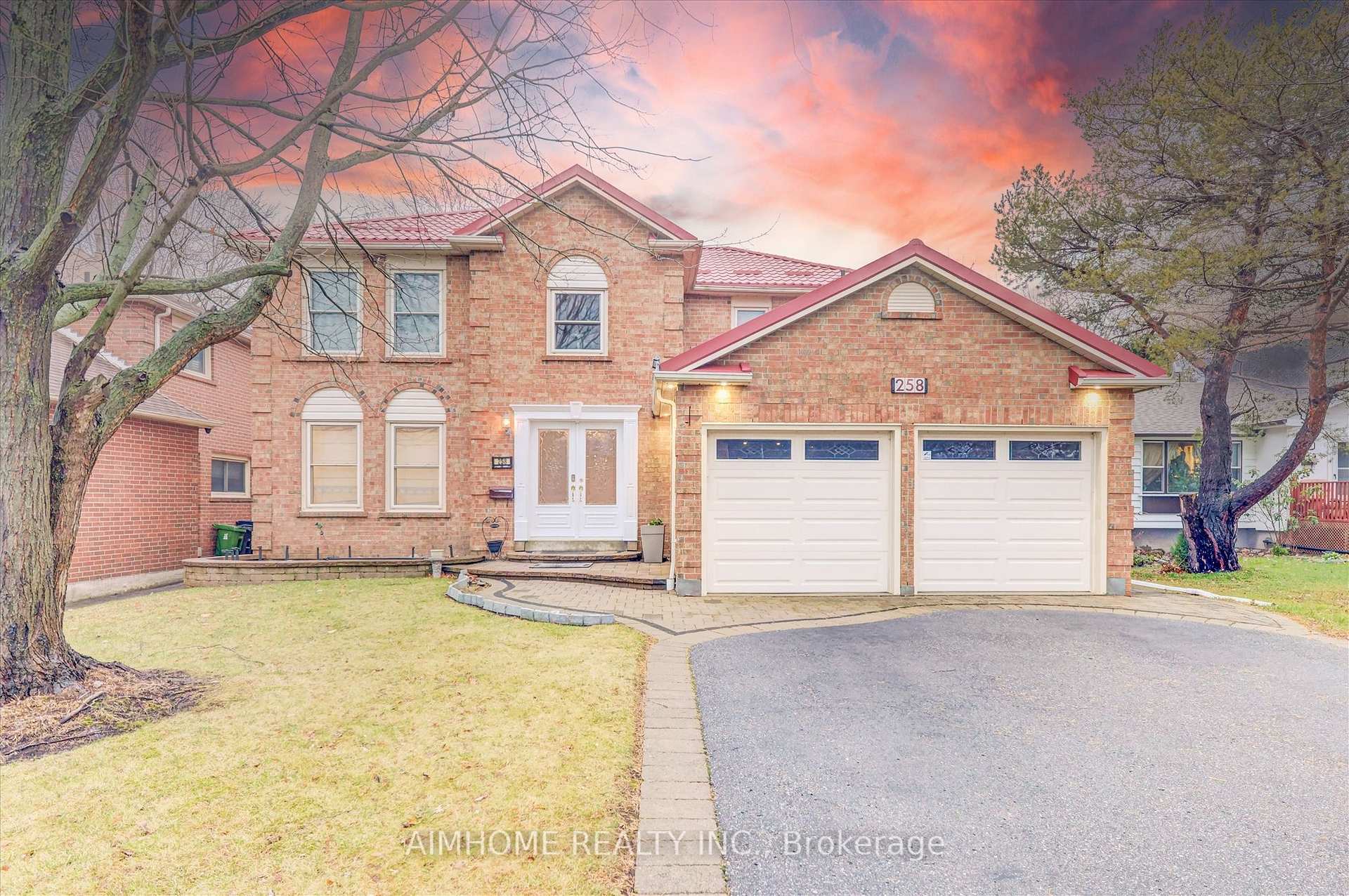 258 Centennial Rd, Toronto, ON M1C1Z9 | 4 Bedroom 4 Bathroom Detached House | Image 1