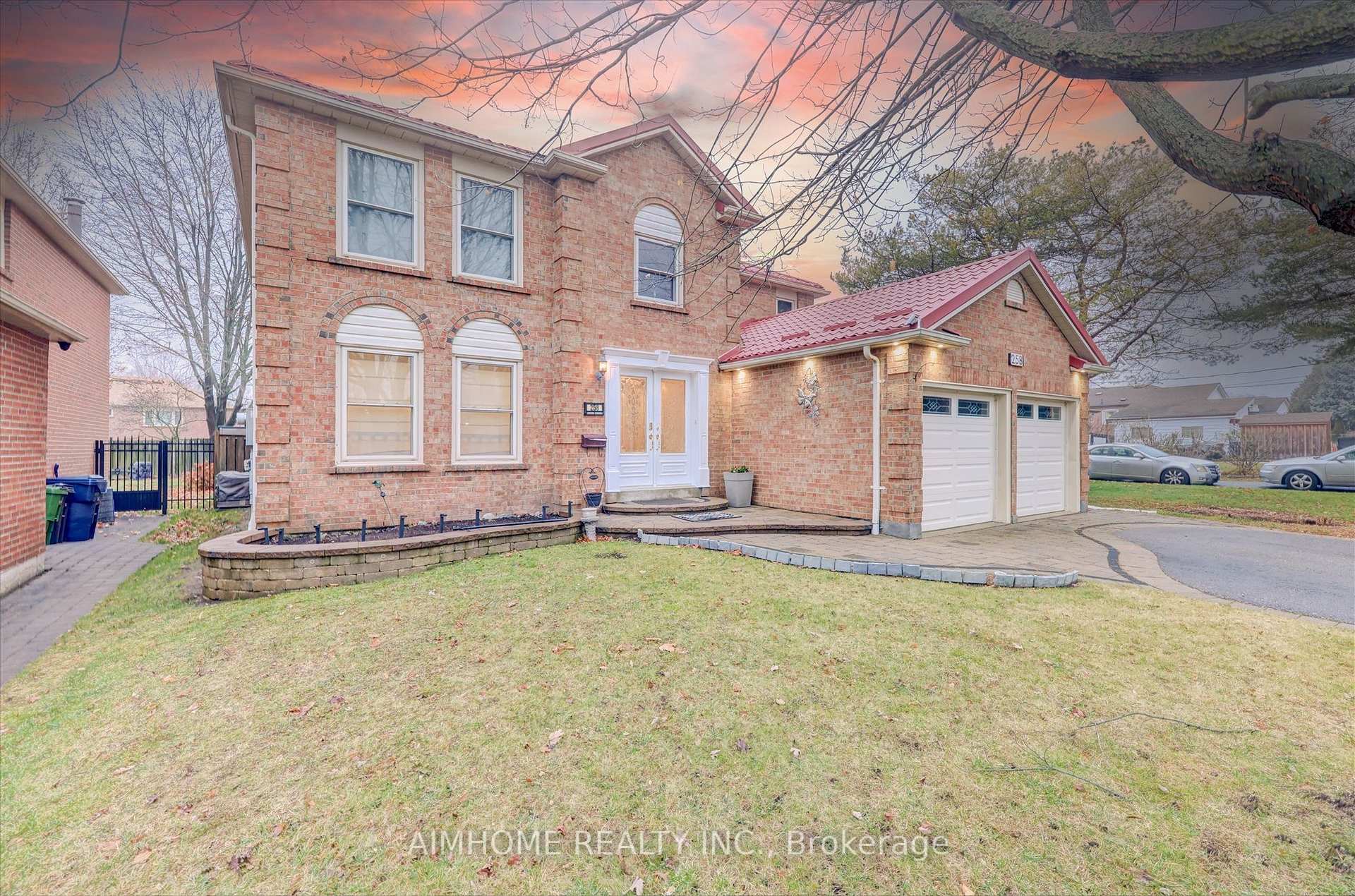 258 Centennial Rd, Toronto, ON M1C1Z9 | 4 Bedroom 4 Bathroom Detached House | Image 2