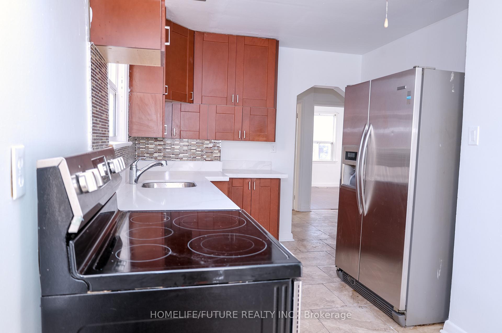 124 North Woodrow Blvd, Toronto, ON M1K1X1 | 2 Bedroom 2 Bathroom Detached House | Image 12