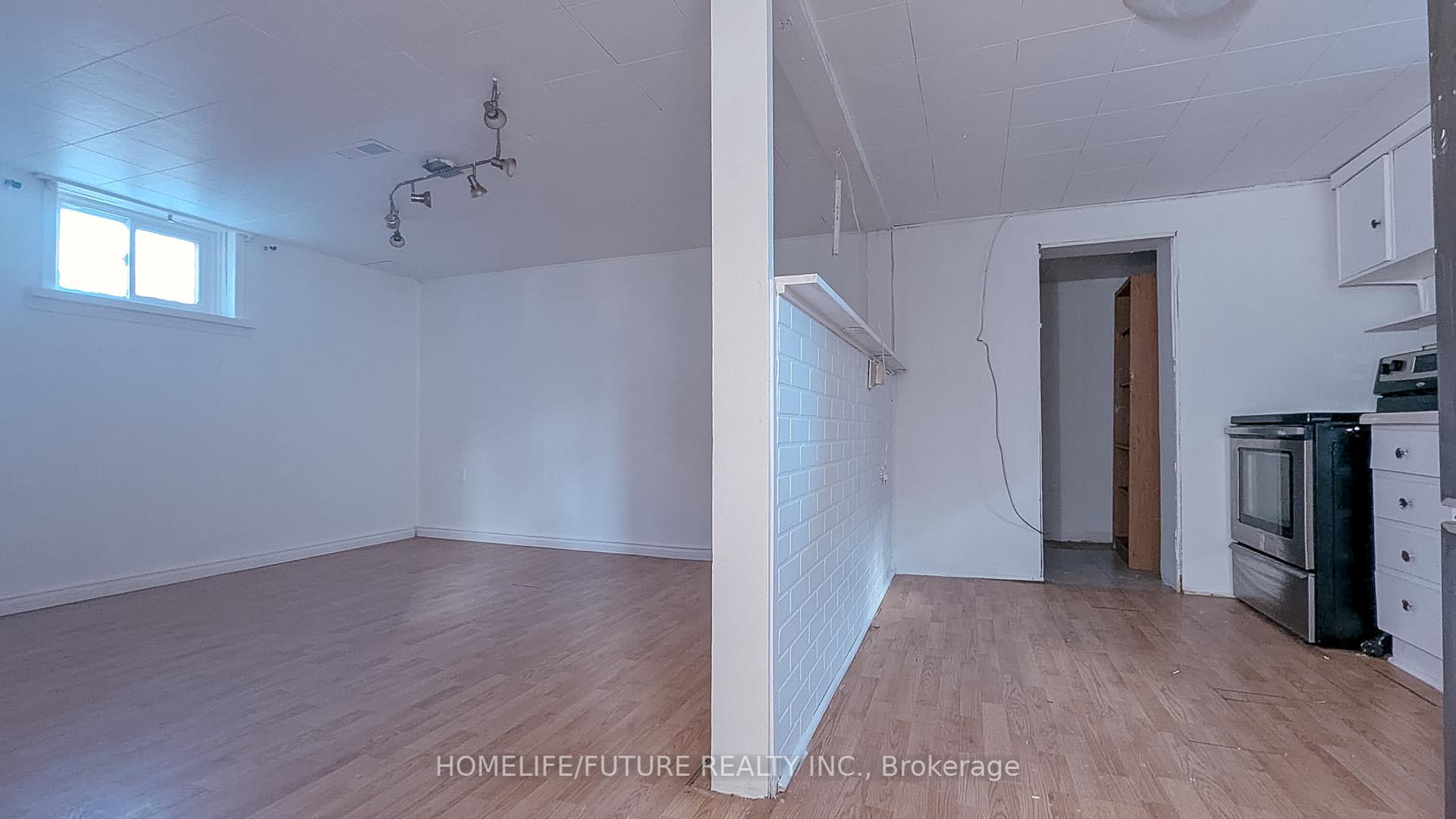 124 North Woodrow Blvd, Toronto, ON M1K1X1 | 2 Bedroom 2 Bathroom Detached House | Image 18