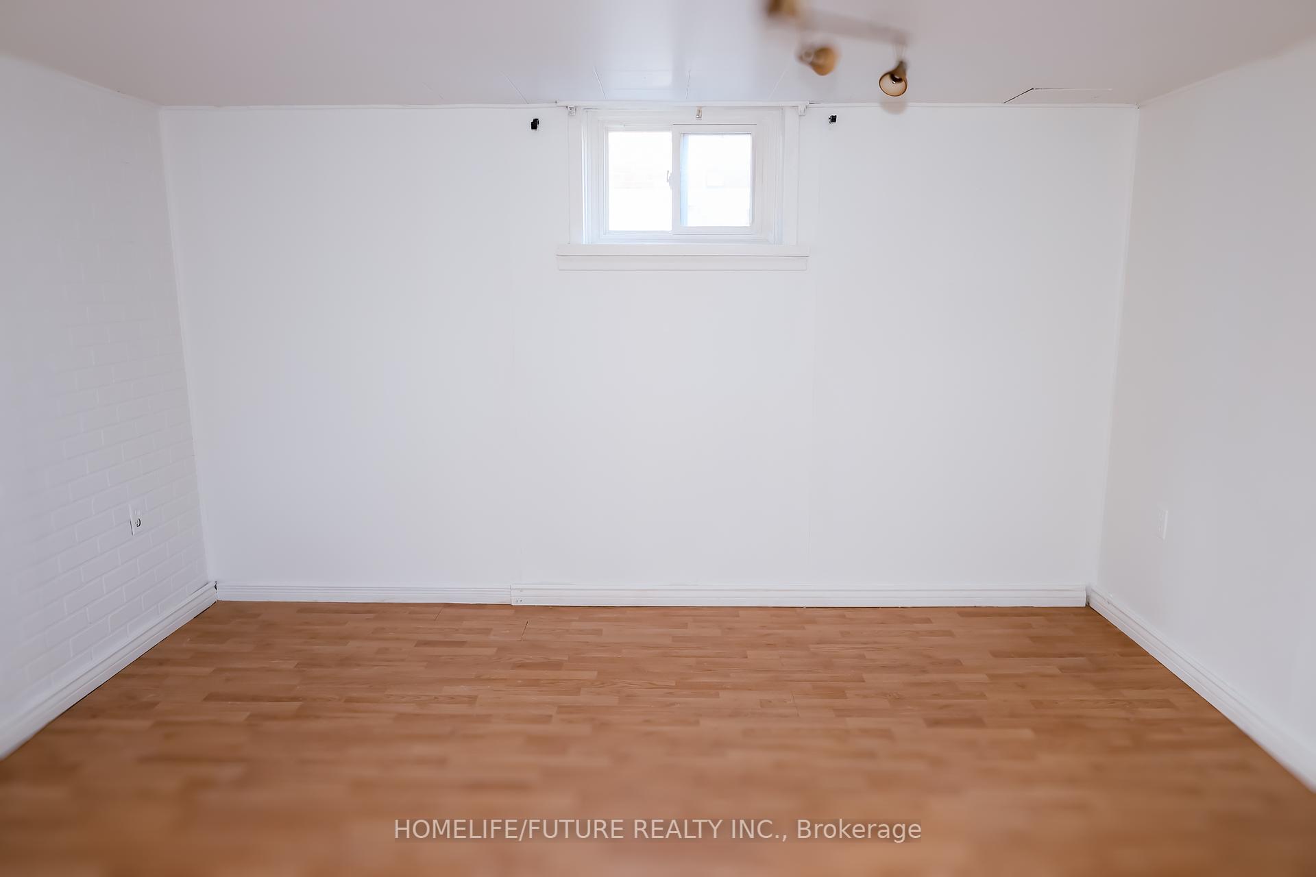 124 North Woodrow Blvd, Toronto, ON M1K1X1 | 2 Bedroom 2 Bathroom Detached House | Image 24