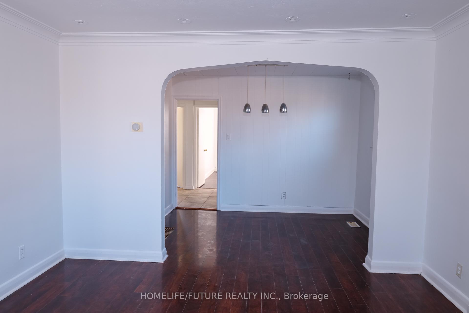 124 North Woodrow Blvd, Toronto, ON M1K1X1 | 2 Bedroom 2 Bathroom Detached House | Image 5