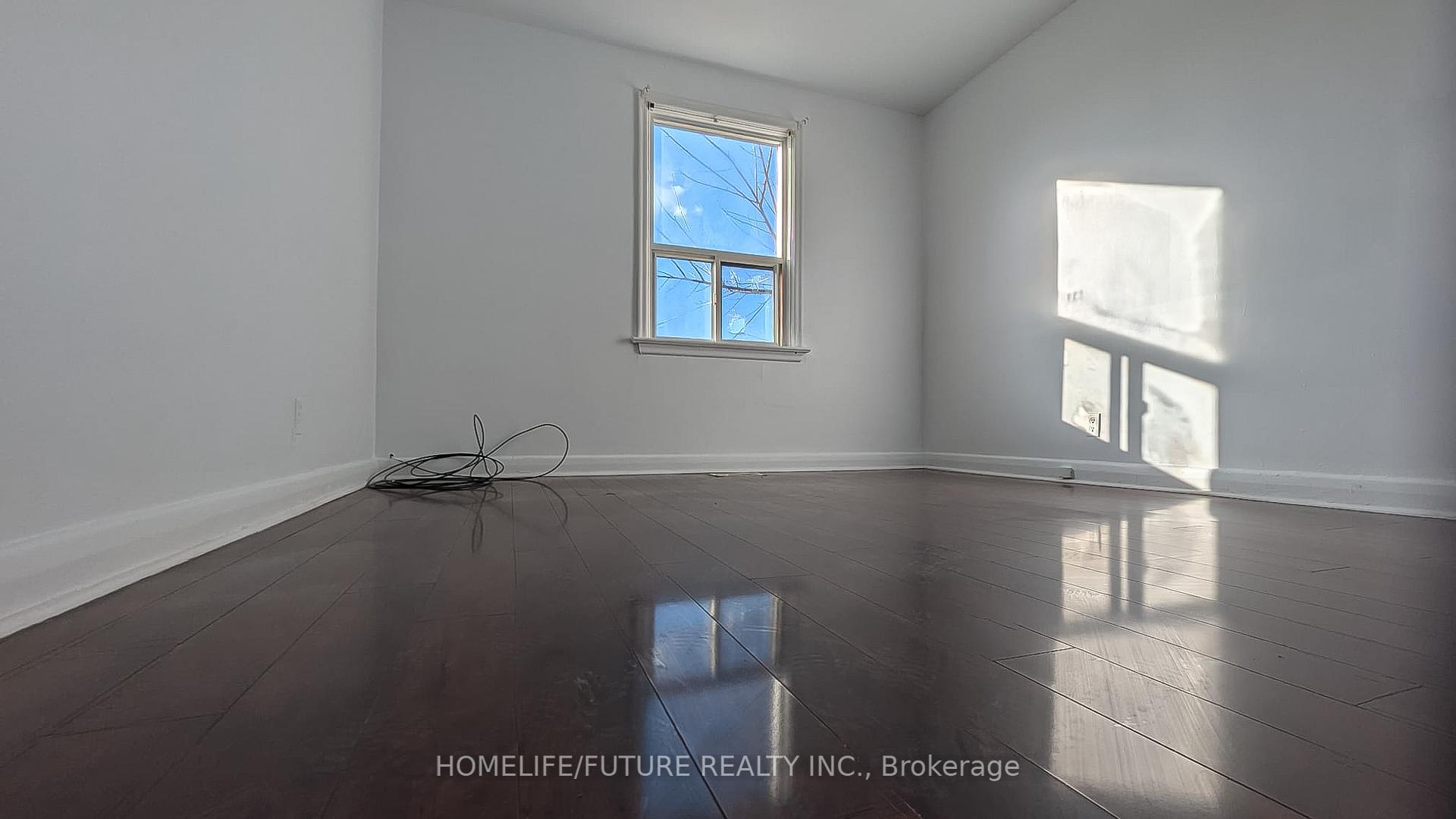 124 North Woodrow Blvd, Toronto, ON M1K1X1 | 2 Bedroom 2 Bathroom Detached House | Image 6