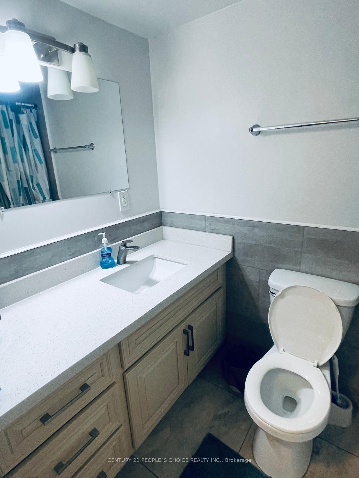 #216 - 100 Wingarden Crt, Toronto, ON M1B2P4 | 2 Bedroom 2 Bathroom Condo Apt | Image 11