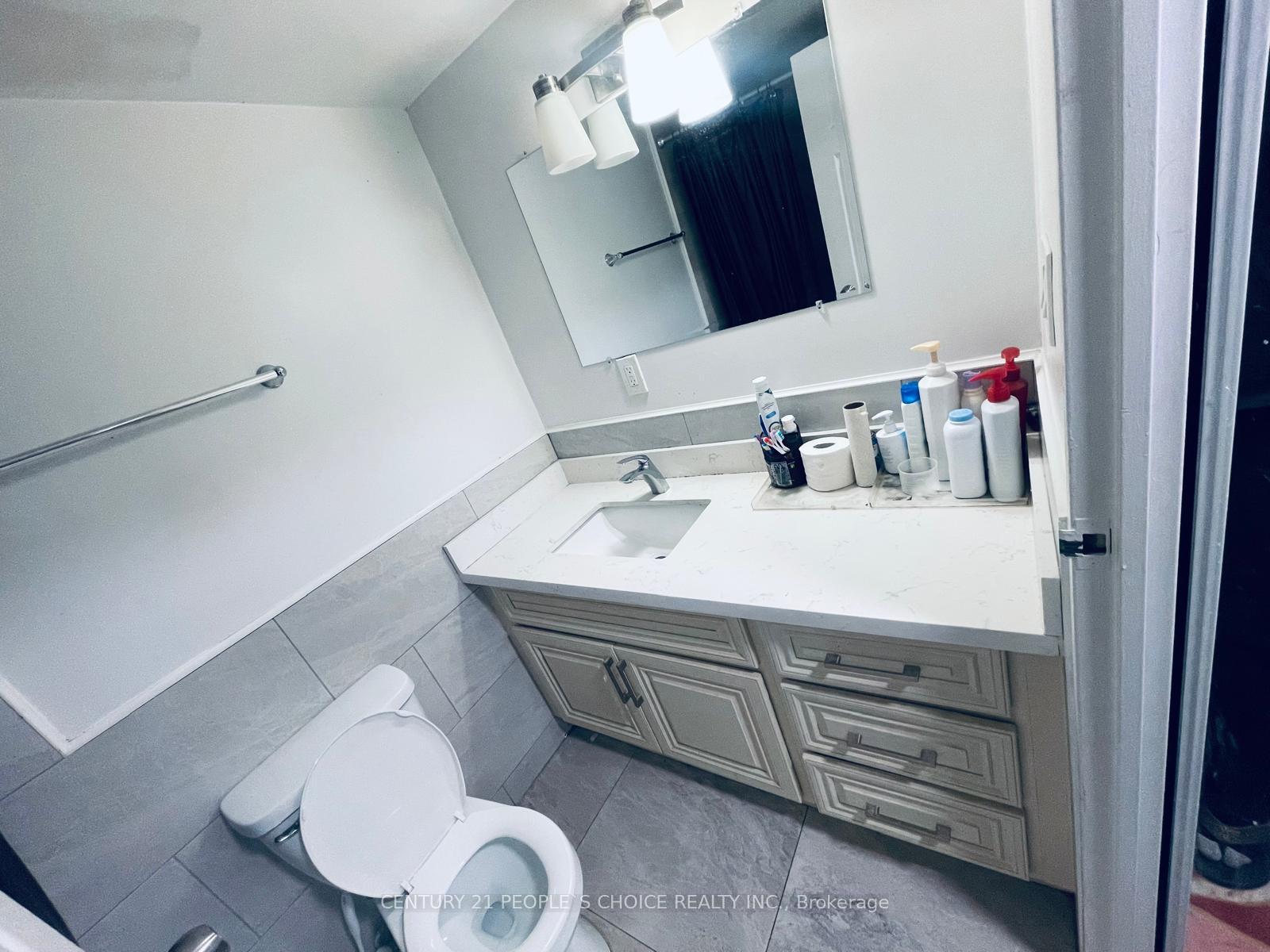 #216 - 100 Wingarden Crt, Toronto, ON M1B2P4 | 2 Bedroom 2 Bathroom Condo Apt | Image 14