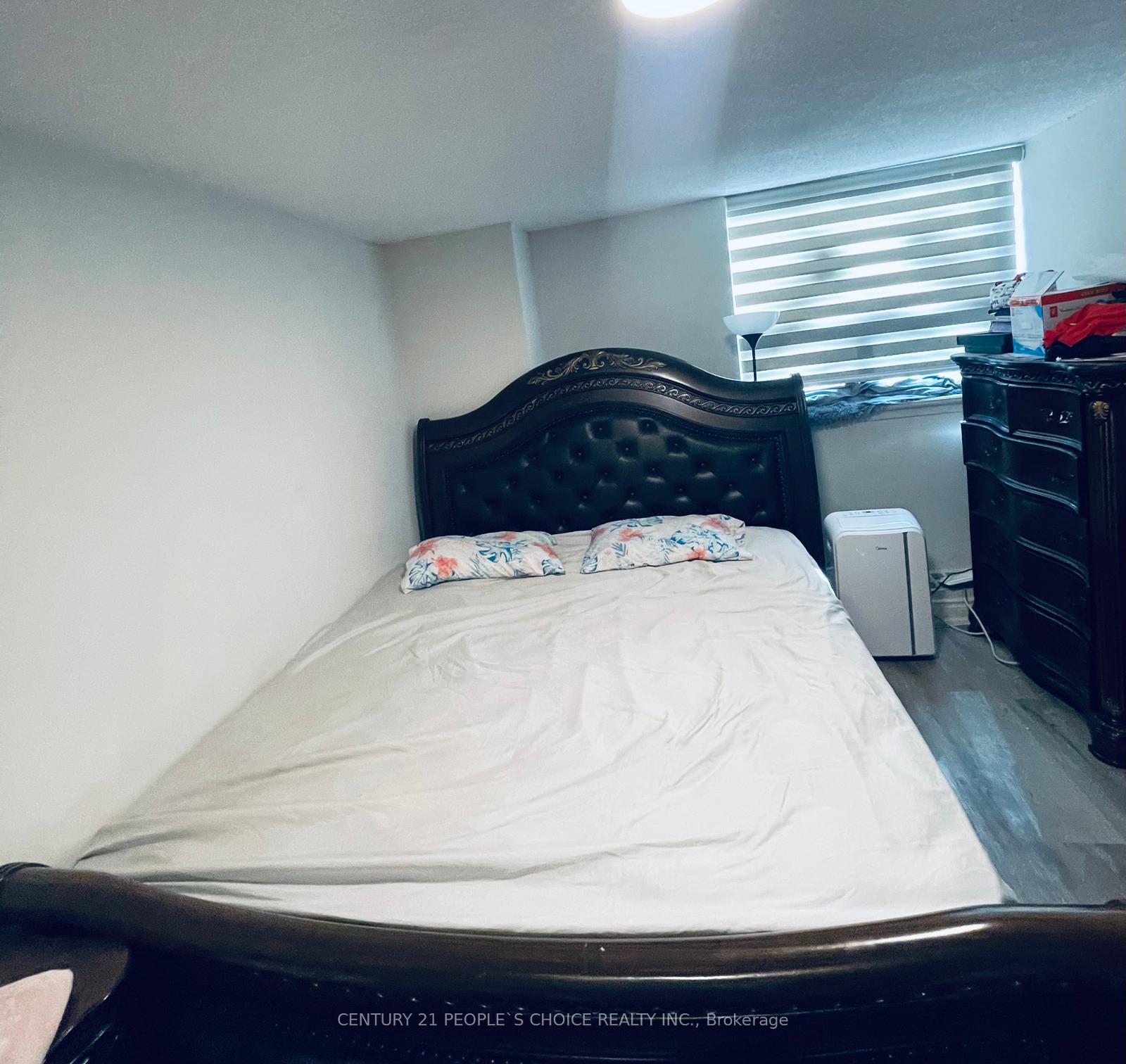 #216 - 100 Wingarden Crt, Toronto, ON M1B2P4 | 2 Bedroom 2 Bathroom Condo Apt | Image 18