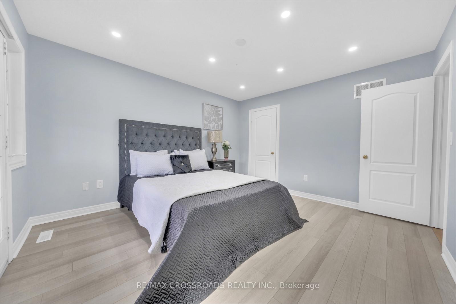 76 Seasons Dr, Toronto, ON M1X1X9 | 4 Bedroom 4 Bathroom Detached House | Image 11