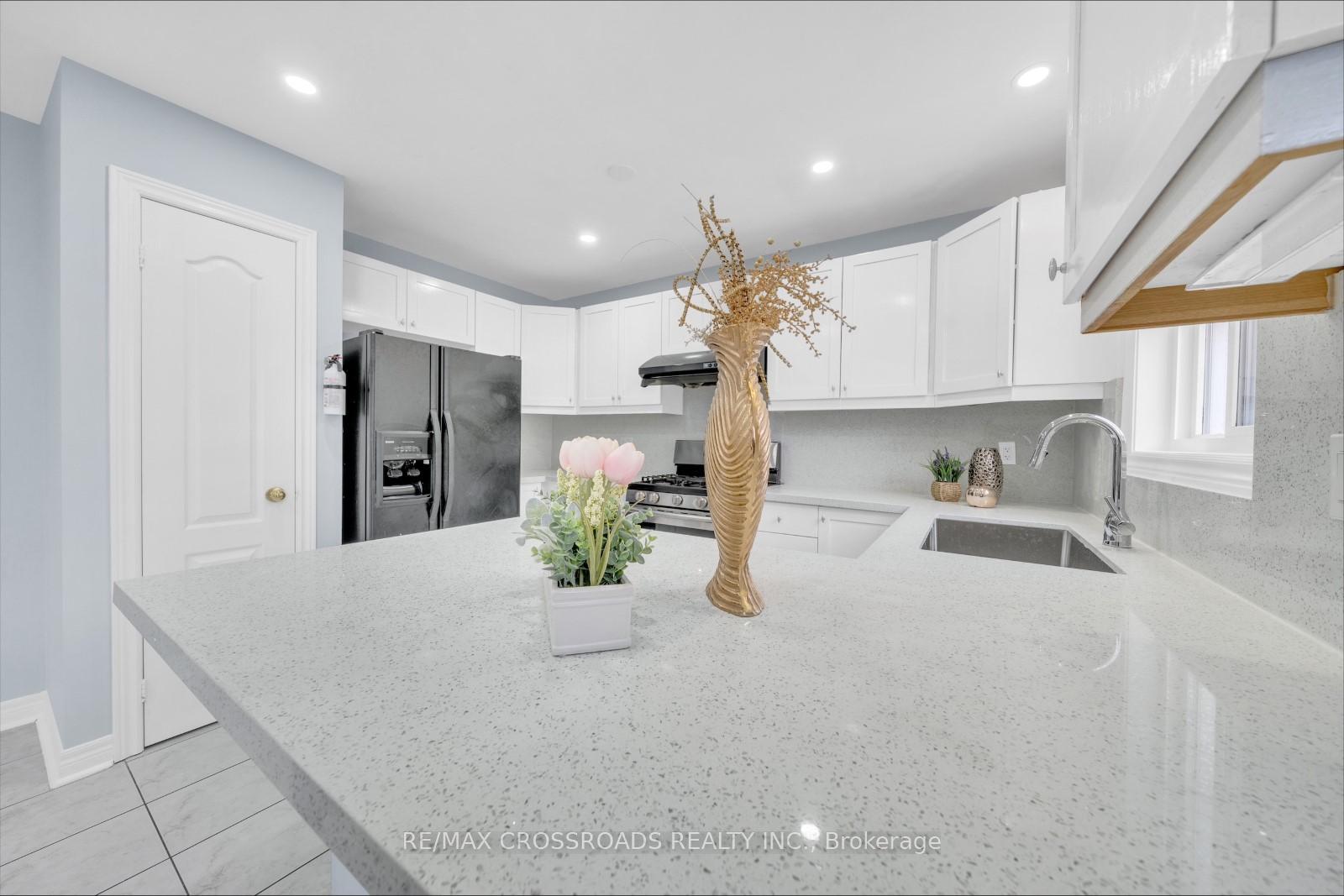 76 Seasons Dr, Toronto, ON M1X1X9 | 4 Bedroom 4 Bathroom Detached House | Image 7