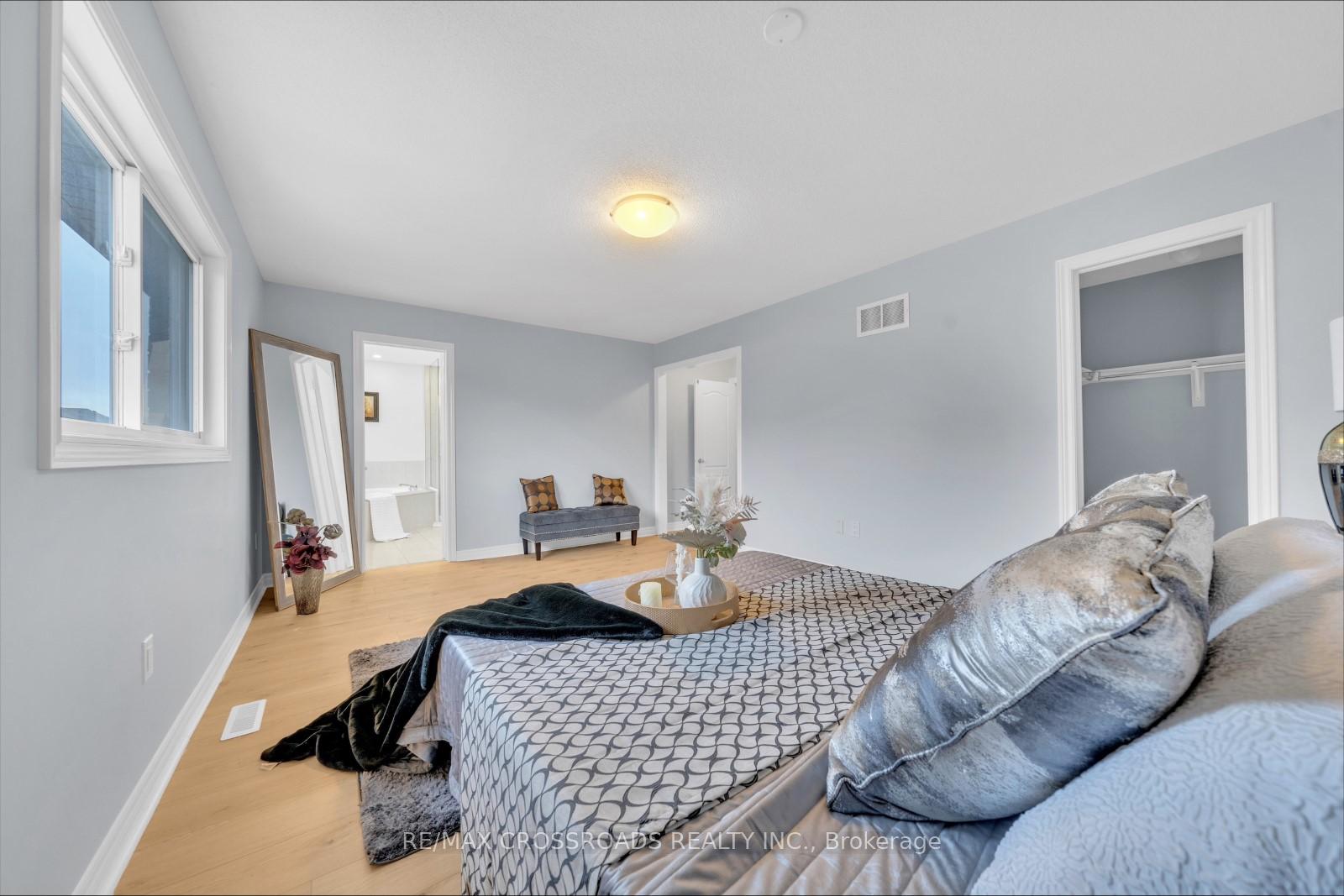 76 Seasons Dr, Toronto, ON M1X1X9 | 4 Bedroom 4 Bathroom Detached House | Image 9