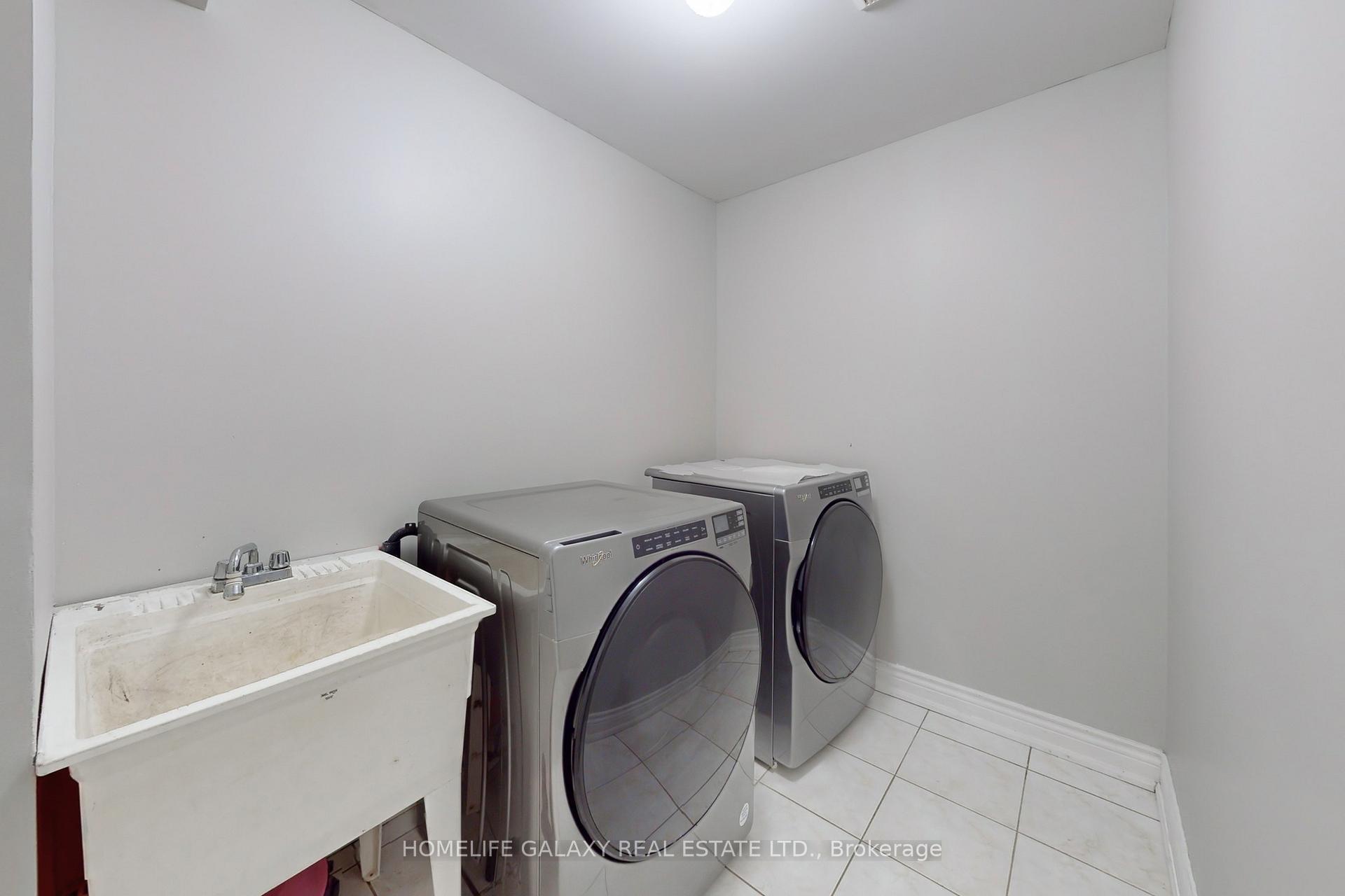 4 Sirius Cres, Toronto, ON M1X2A6 | 4 Bedroom 3 Bathroom Detached House | Image 12