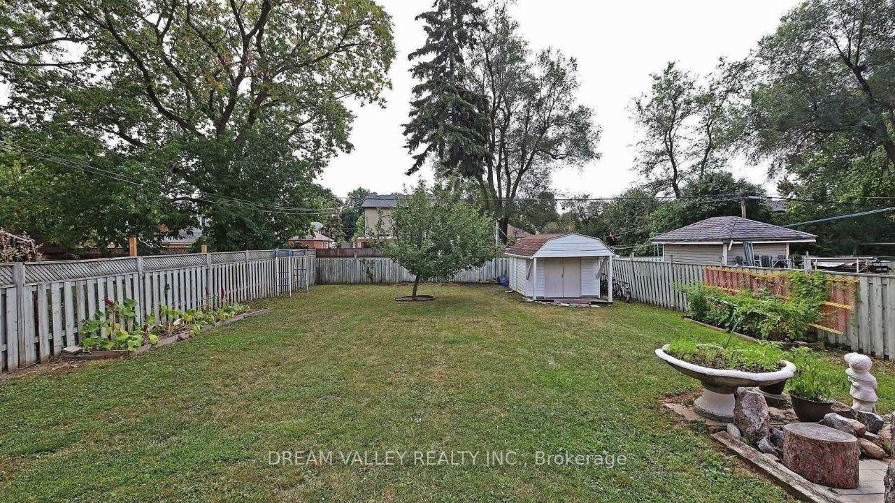 55 Colonial Ave, Toronto, ON M1M2C4 | 3 Bedroom 3 Bathroom Detached House | Image 14