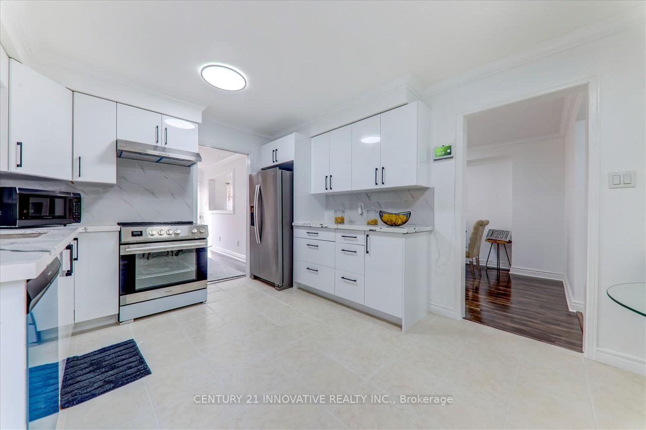 39 Birrell Ave, Toronto, ON M1B5C8 | 4 Bedroom 4 Bathroom Detached House | Image 13