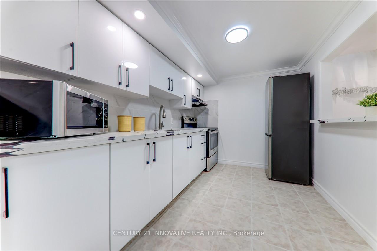 39 Birrell Ave, Toronto, ON M1B5C8 | 4 Bedroom 4 Bathroom Detached House | Image 31