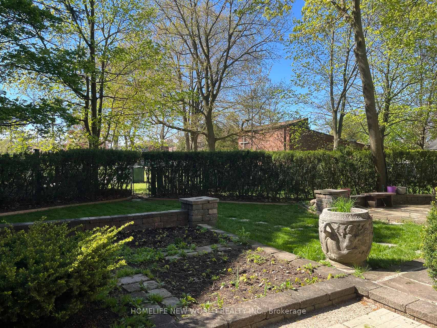 49 Beath St, Toronto, ON M1E3J4 | 4 Bedroom 3 Bathroom Detached House | Image 3