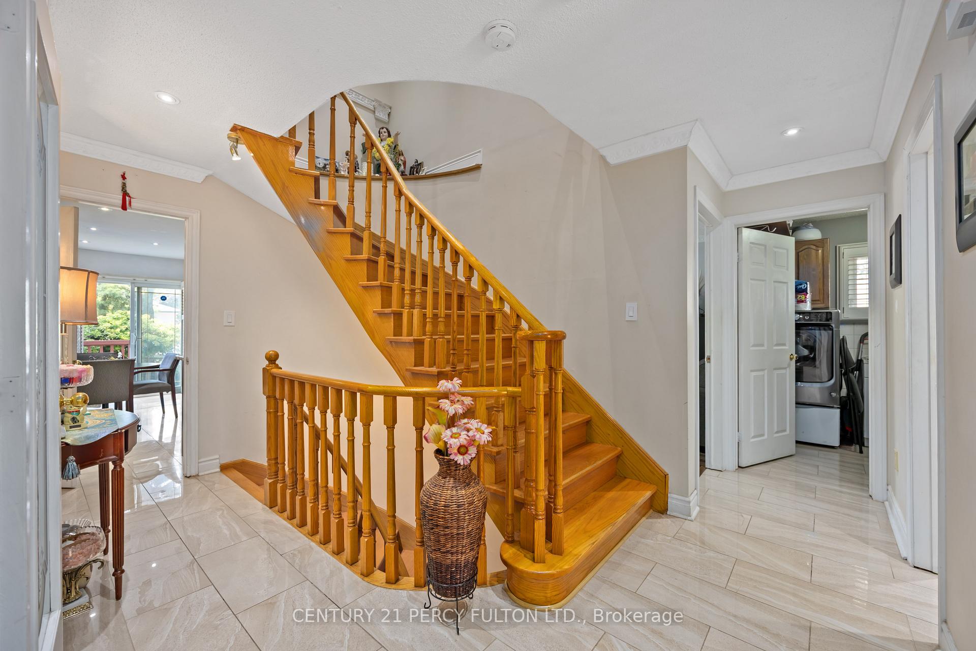 33 Budworth Dr, Toronto, ON M1E3H8 | 4 Bedroom 4 Bathroom Detached House | Image 13