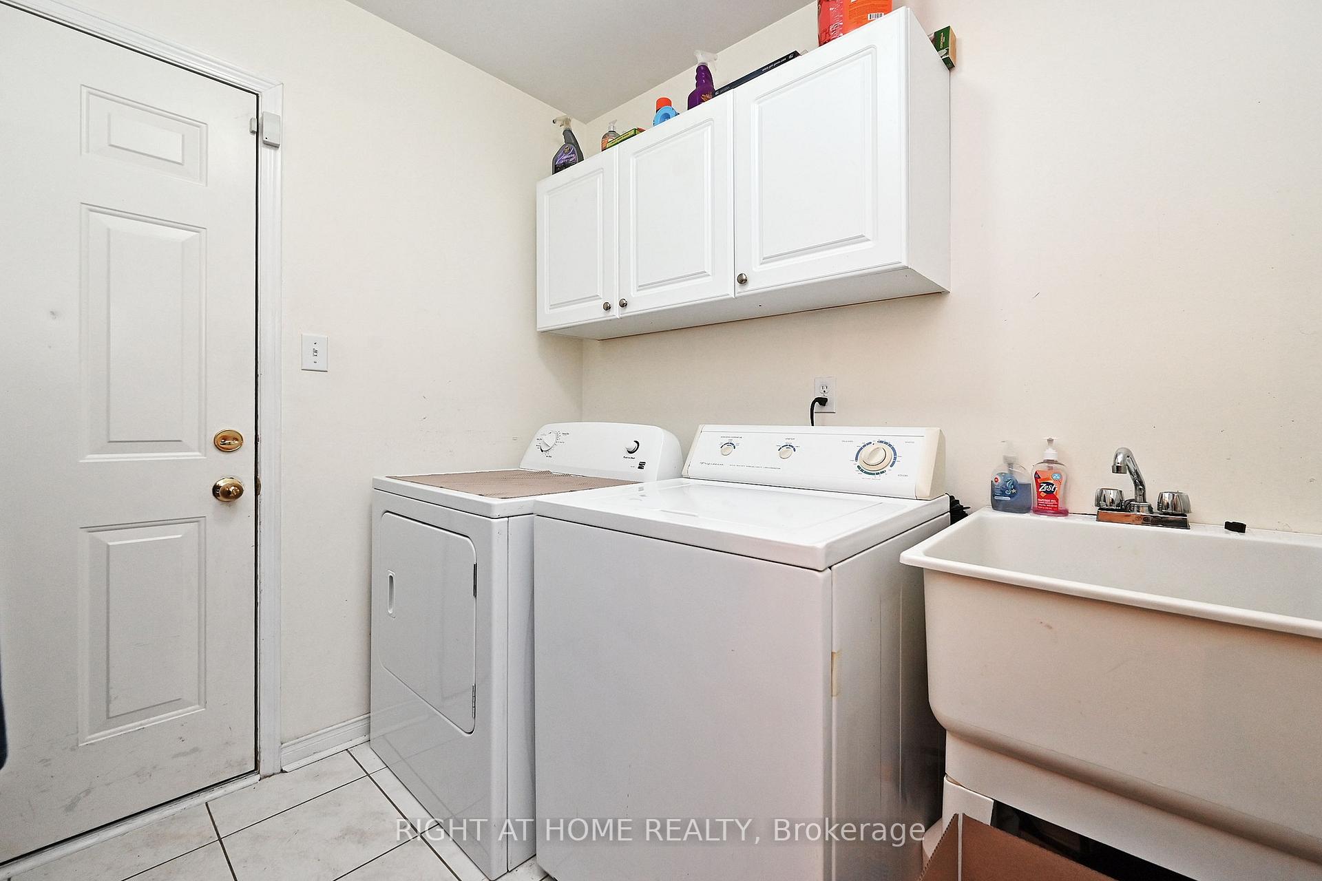 22 Samuel Teitel Crt, Toronto, ON M1X1S7 | 4 Bedroom 4 Bathroom Detached House | Image 31