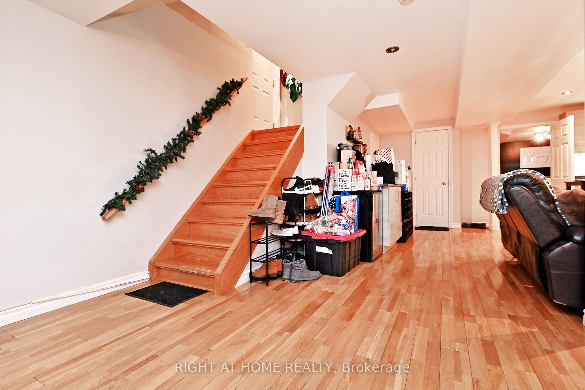 22 Samuel Teitel Crt, Toronto, ON M1X1S7 | 4 Bedroom 4 Bathroom Detached House | Image 32