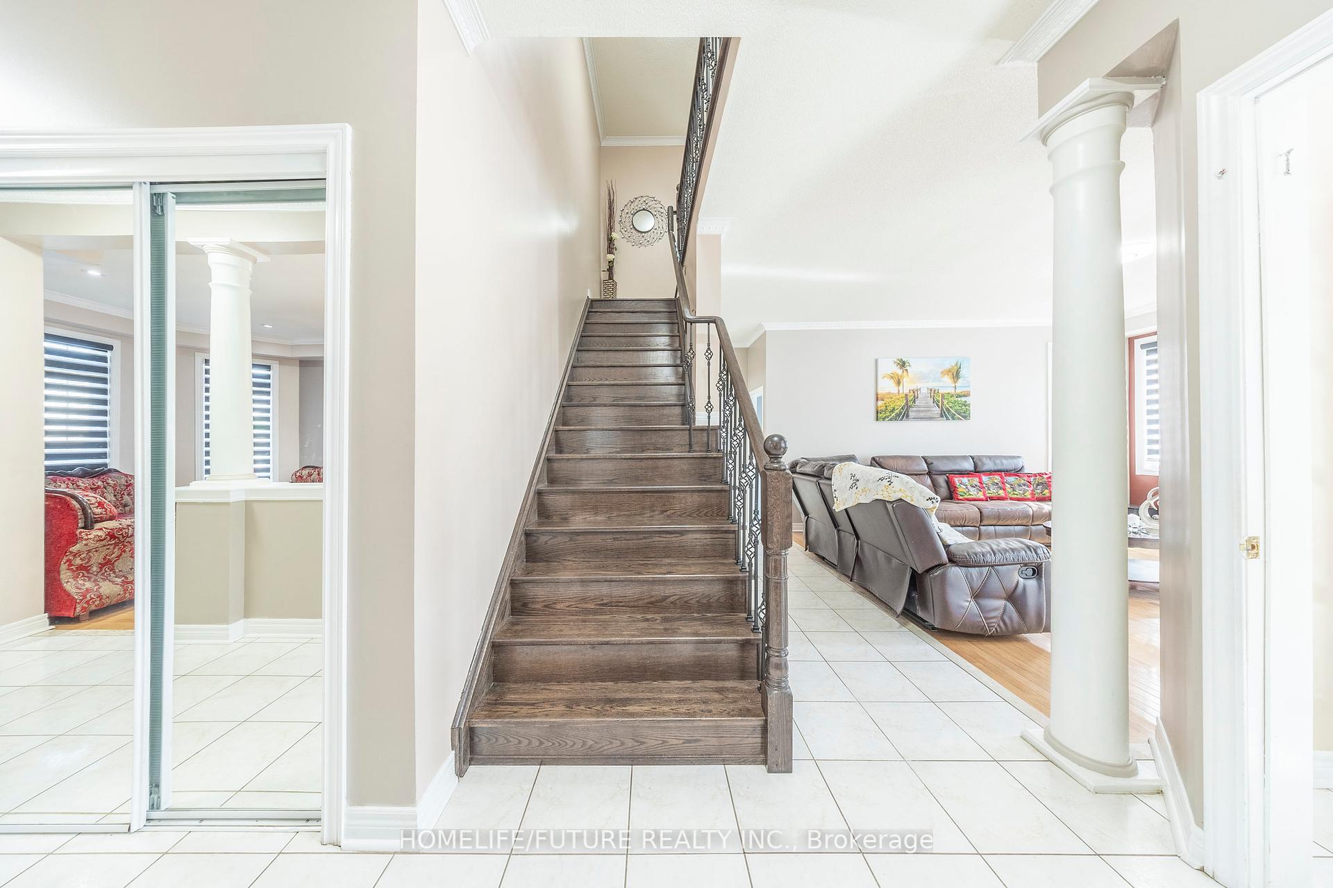 636 Staines Rd, Toronto, ON M1X2A7 | 4 Bedroom 4 Bathroom Detached House | Image 12