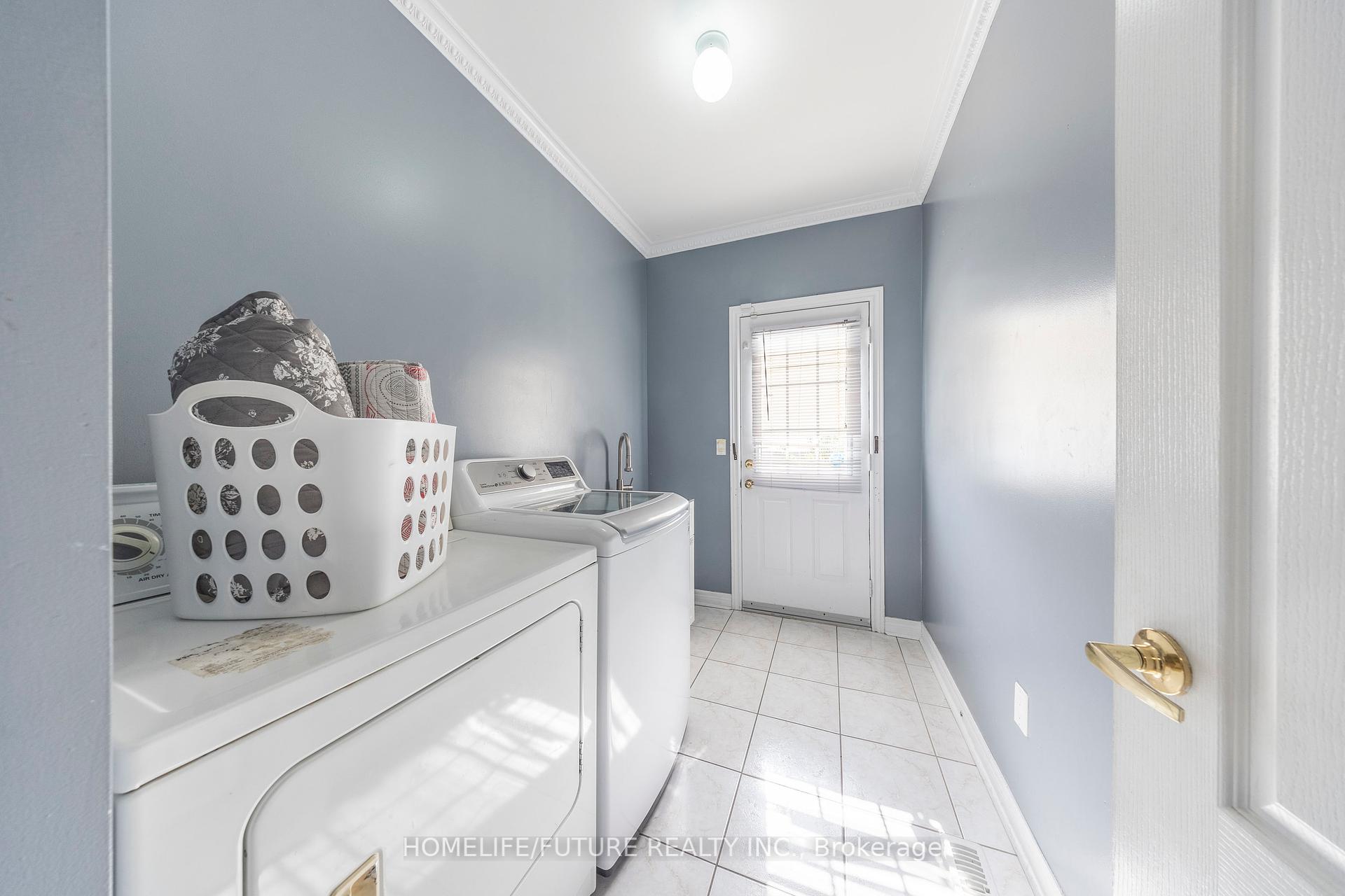 636 Staines Rd, Toronto, ON M1X2A7 | 4 Bedroom 4 Bathroom Detached House | Image 14