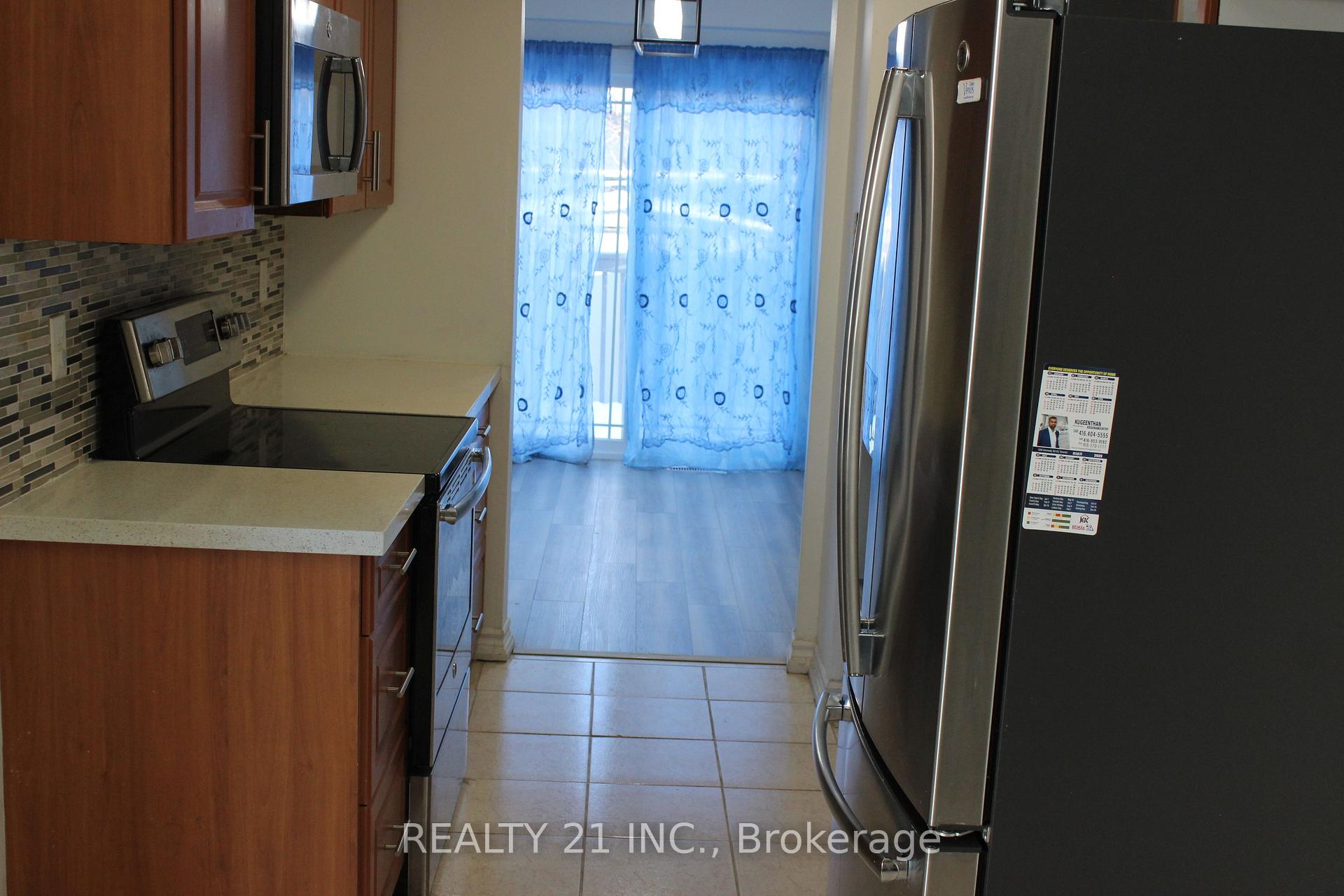37 Frontier Pt Way, Toronto, ON M1B4G6 | 3 Bedroom 3 Bathroom Detached House | Image 5