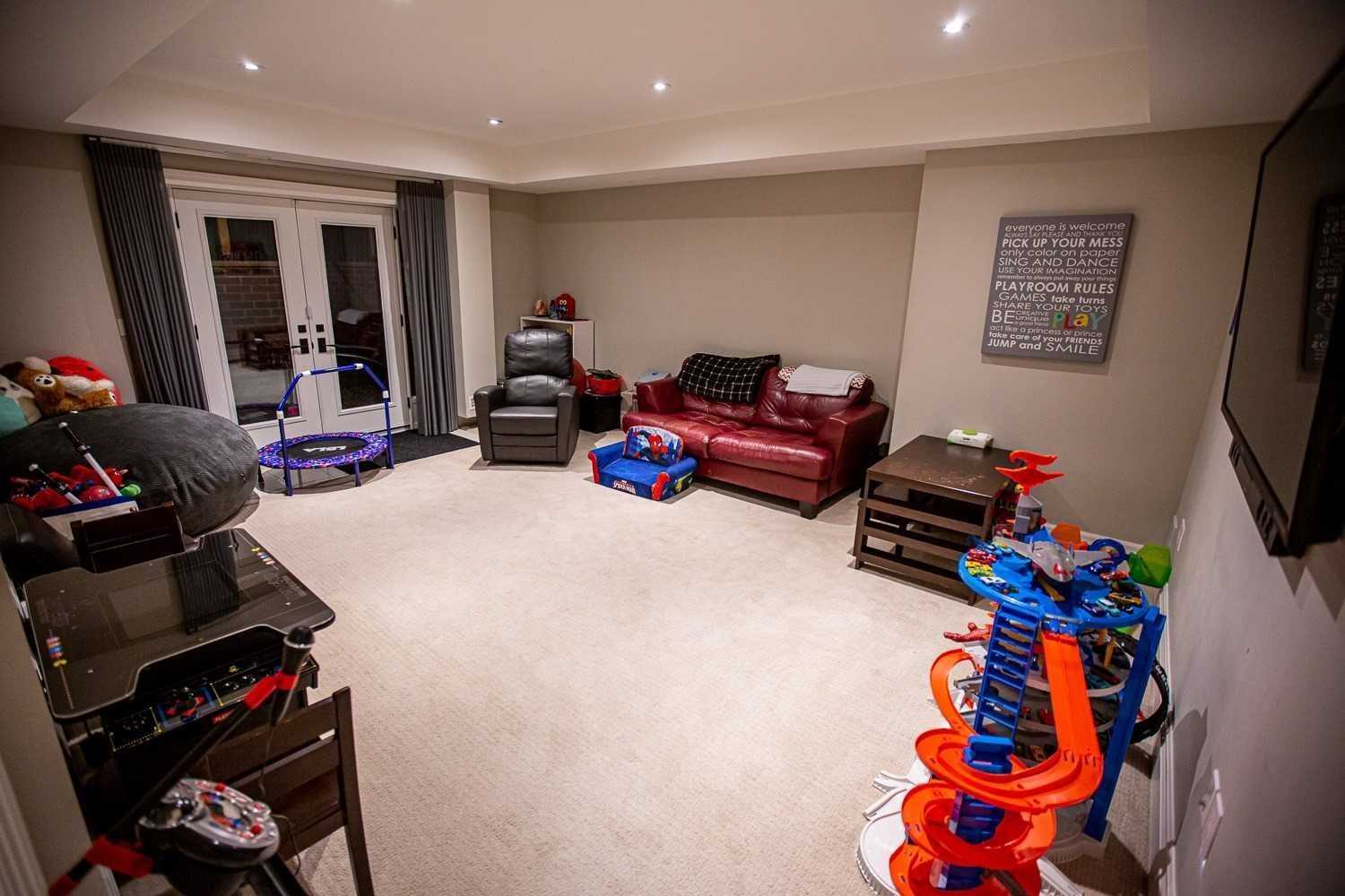 18 Davies Cres, Toronto, ON M4J2X5 | 4 Bedroom 5 Bathroom Detached House | Image 35