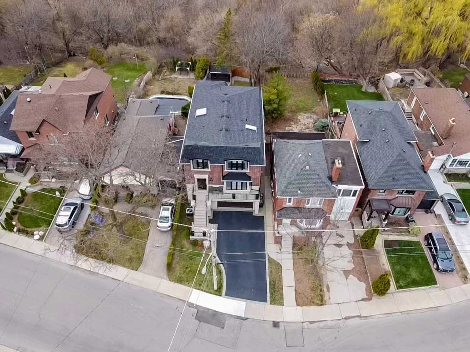 18 Davies Cres, Toronto, ON M4J2X5 | 4 Bedroom 5 Bathroom Detached House | Image 36