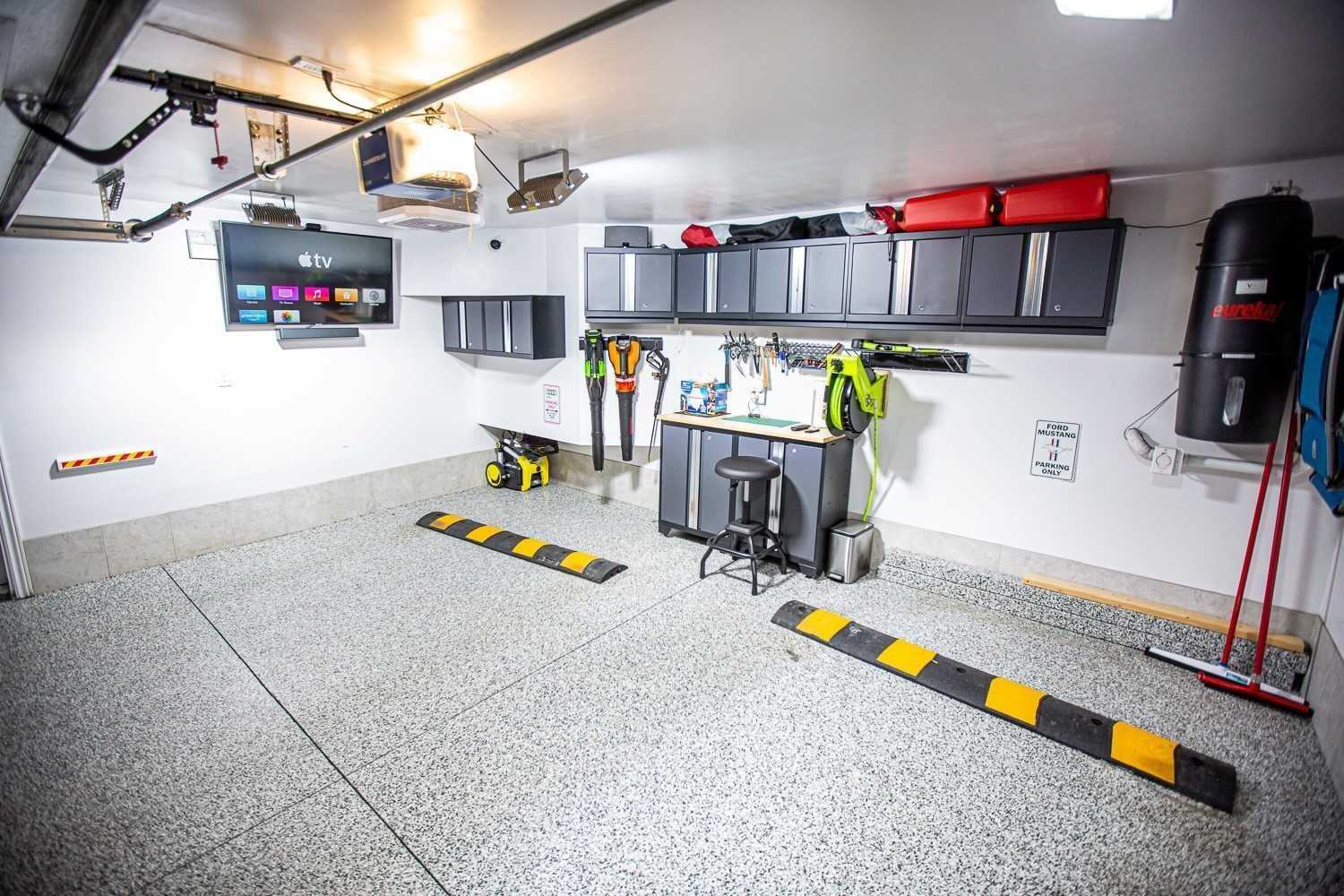 18 Davies Cres, Toronto, ON M4J2X5 | 4 Bedroom 5 Bathroom Detached House | Image 40