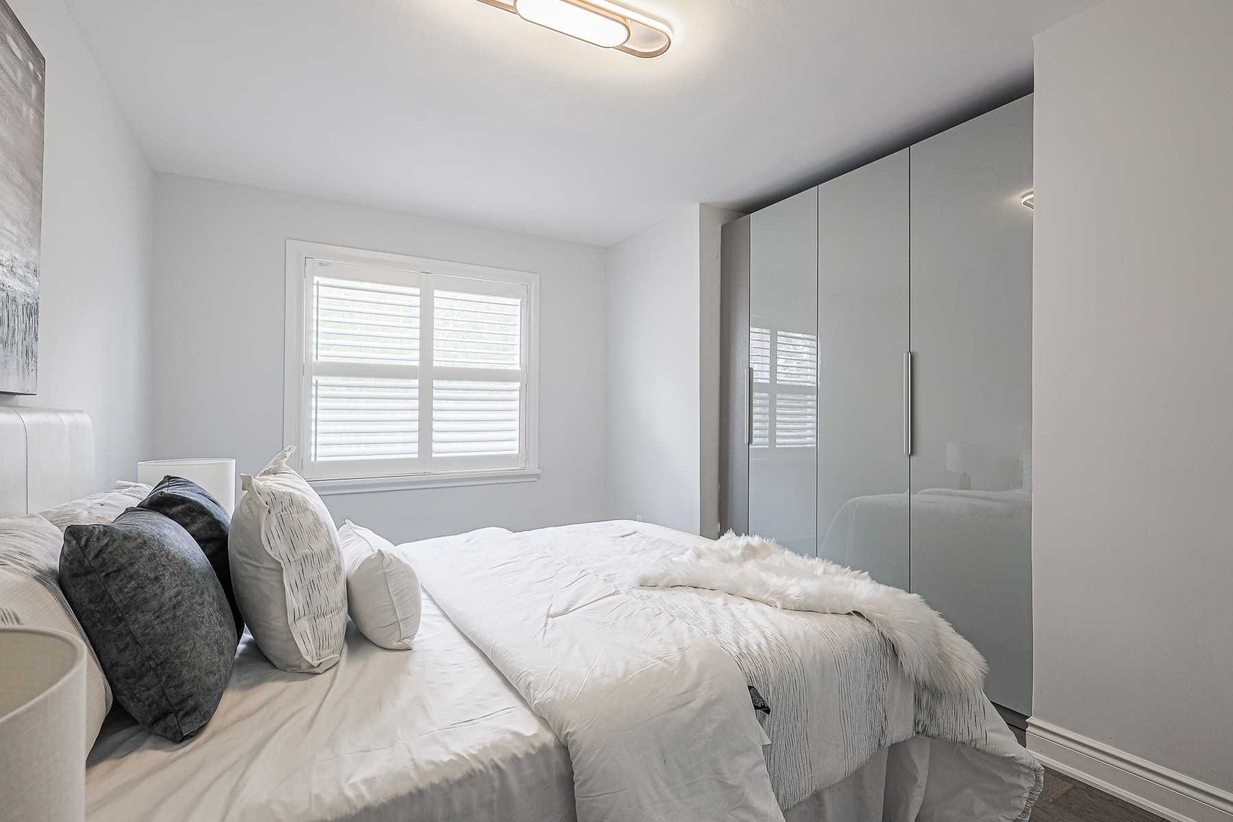 68 Murray Glen Dr, Toronto, ON M1R3J9 | 3 Bedroom 4 Bathroom Detached House | Image 25