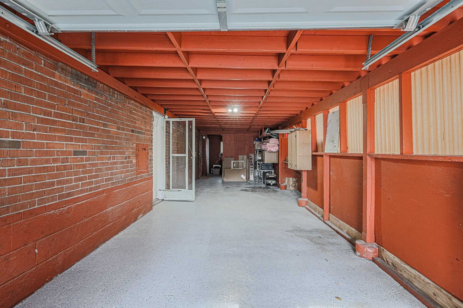 68 Murray Glen Dr, Toronto, ON M1R3J9 | 3 Bedroom 4 Bathroom Detached House | Image 37