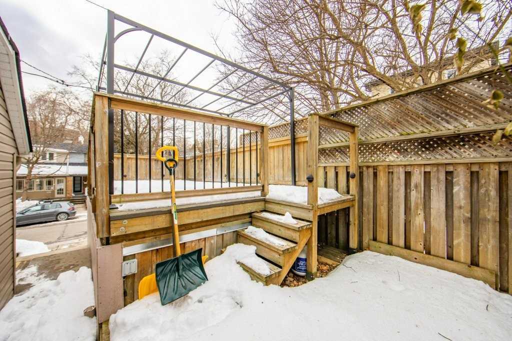 277 Hastings Ave, Toronto, ON M4L2L9 | 3 Bedroom 2 Bathroom Detached House | Image 32