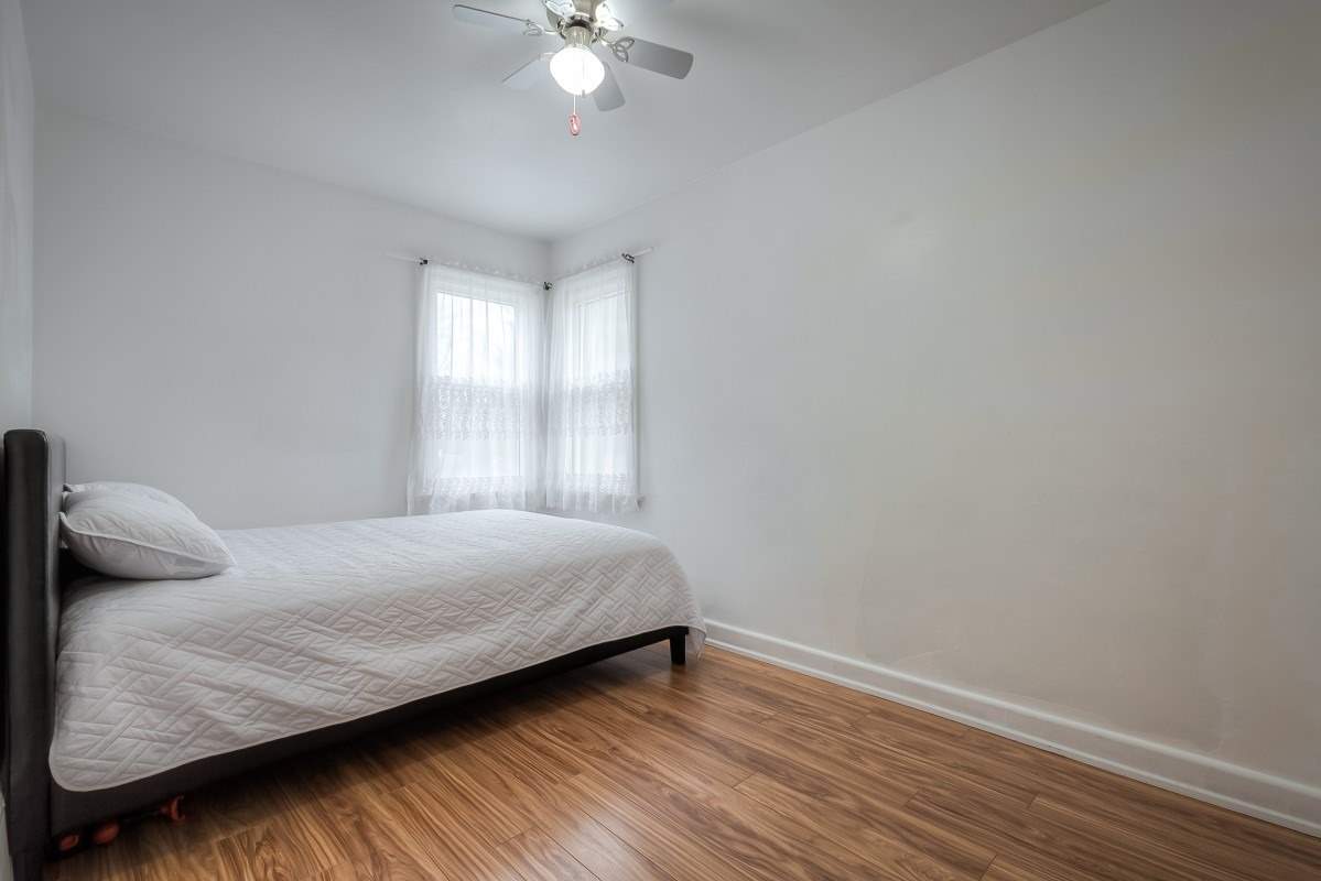 35 Lamont Ave, Toronto, ON M1S1A8 | 2 Bedroom 2 Bathroom Detached House | Image 10