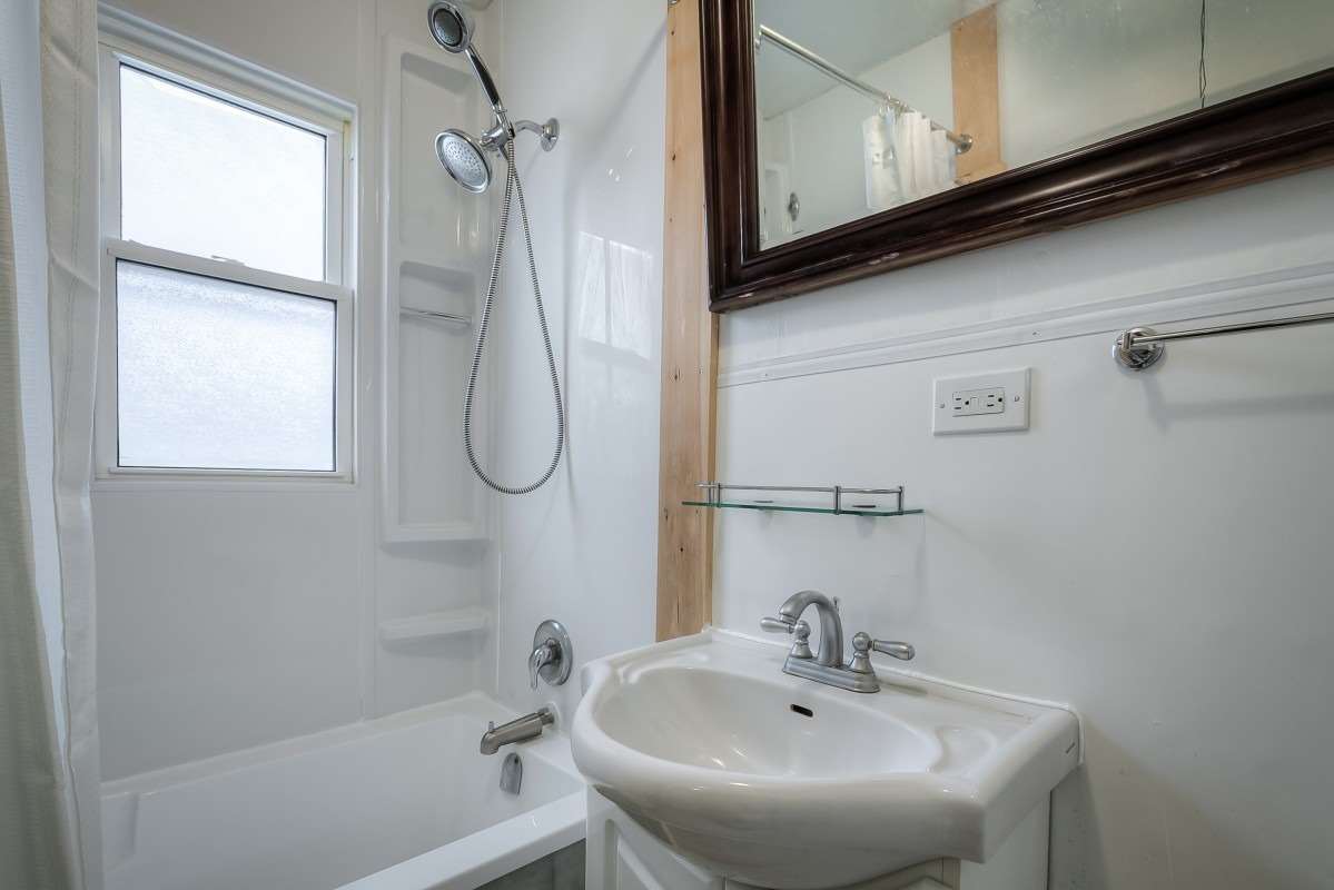 35 Lamont Ave, Toronto, ON M1S1A8 | 2 Bedroom 2 Bathroom Detached House | Image 14