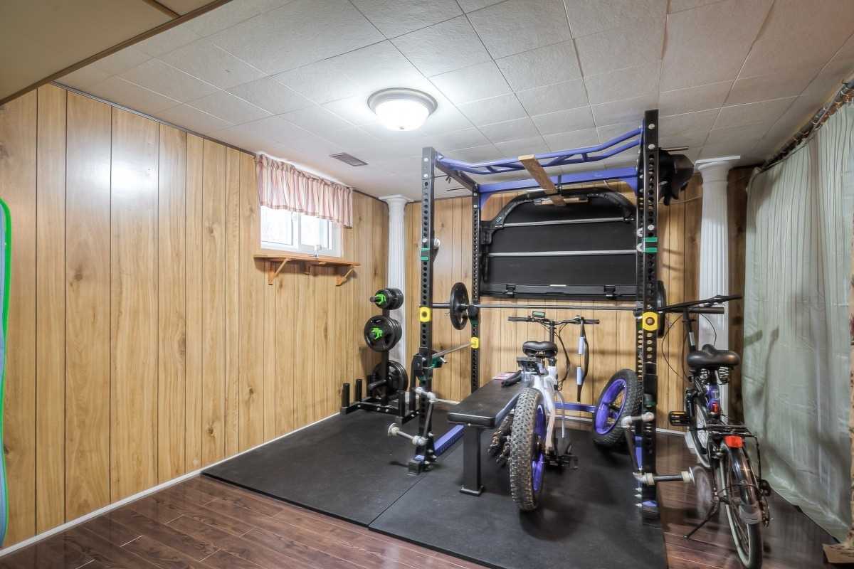 35 Lamont Ave, Toronto, ON M1S1A8 | 2 Bedroom 2 Bathroom Detached House | Image 18