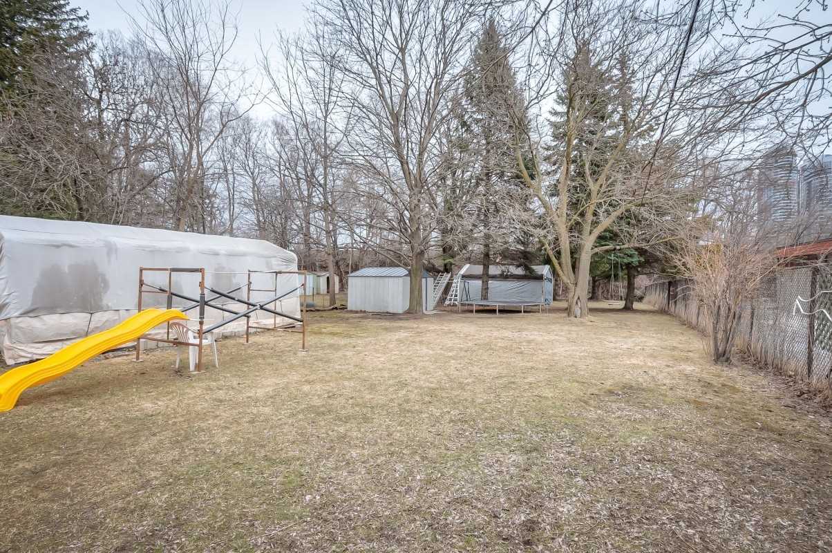 35 Lamont Ave, Toronto, ON M1S1A8 | 2 Bedroom 2 Bathroom Detached House | Image 20