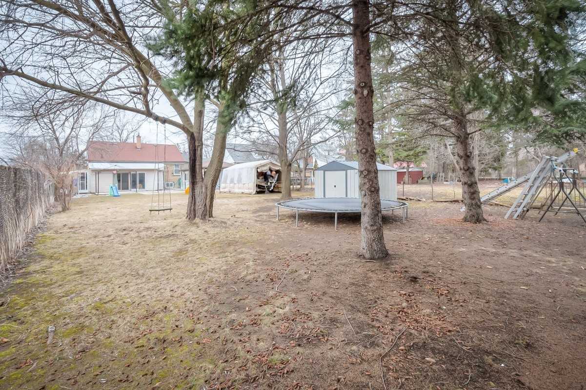 35 Lamont Ave, Toronto, ON M1S1A8 | 2 Bedroom 2 Bathroom Detached House | Image 22