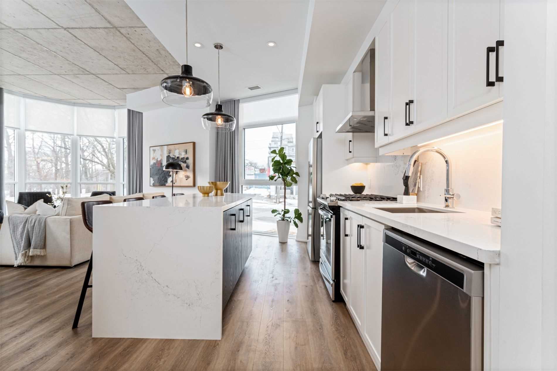 #103 - 1400 Kingston Rd, Toronto, ON M1N1R3 | 2 Bedroom 2 Bathroom Condo Apt | Image 2