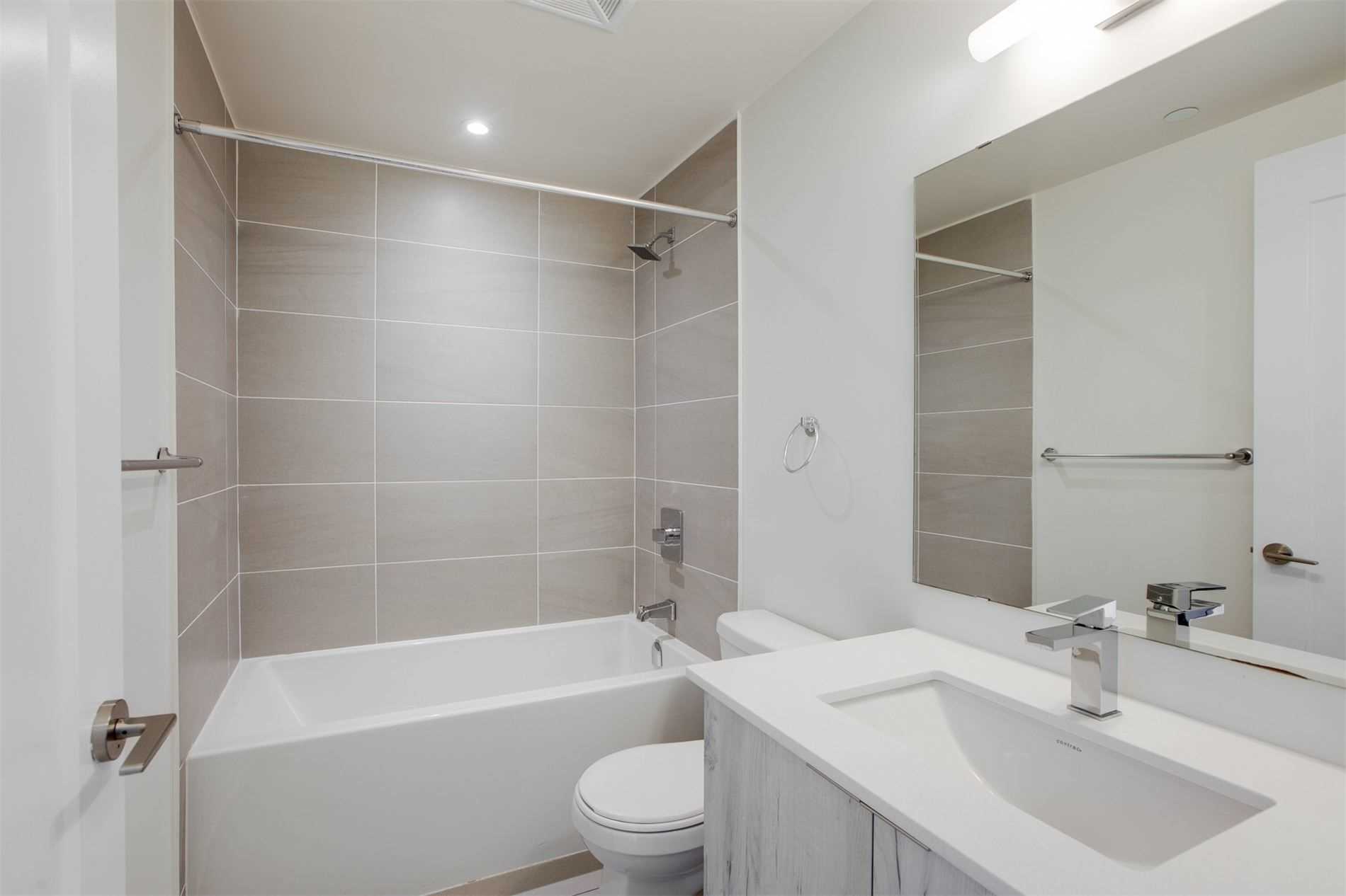 #211 - 1350 Kingston Rd, Toronto, ON M1N1P9 | 2 Bedroom 2 Bathroom Condo Apt | Image 8