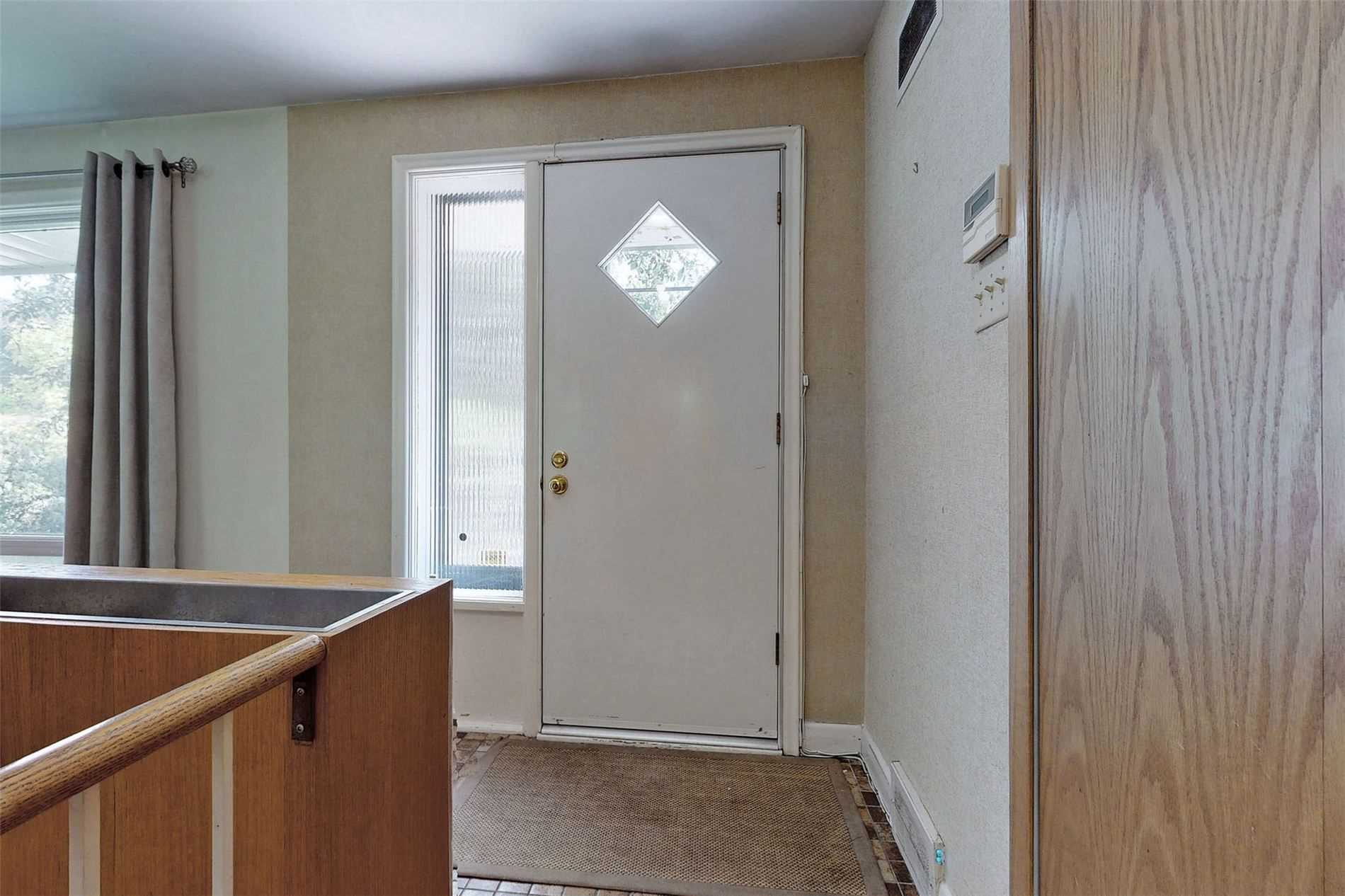 48 Notley Pl, Toronto, ON M4B2M8 | 3 Bedroom 3 Bathroom Detached House | Image 14