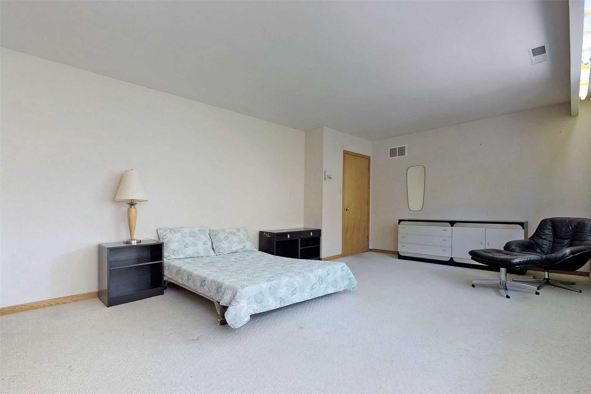 48 Notley Pl, Toronto, ON M4B2M8 | 3 Bedroom 3 Bathroom Detached House | Image 20