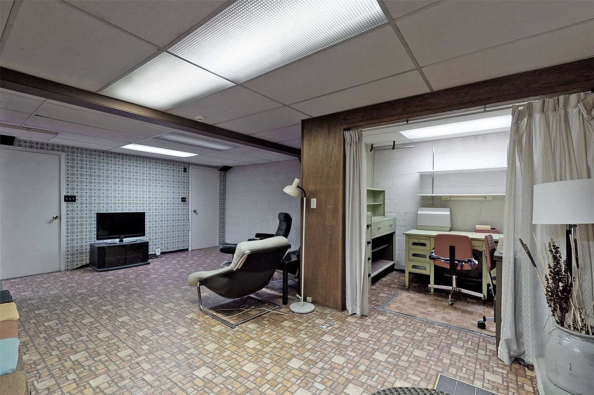 48 Notley Pl, Toronto, ON M4B2M8 | 3 Bedroom 3 Bathroom Detached House | Image 27