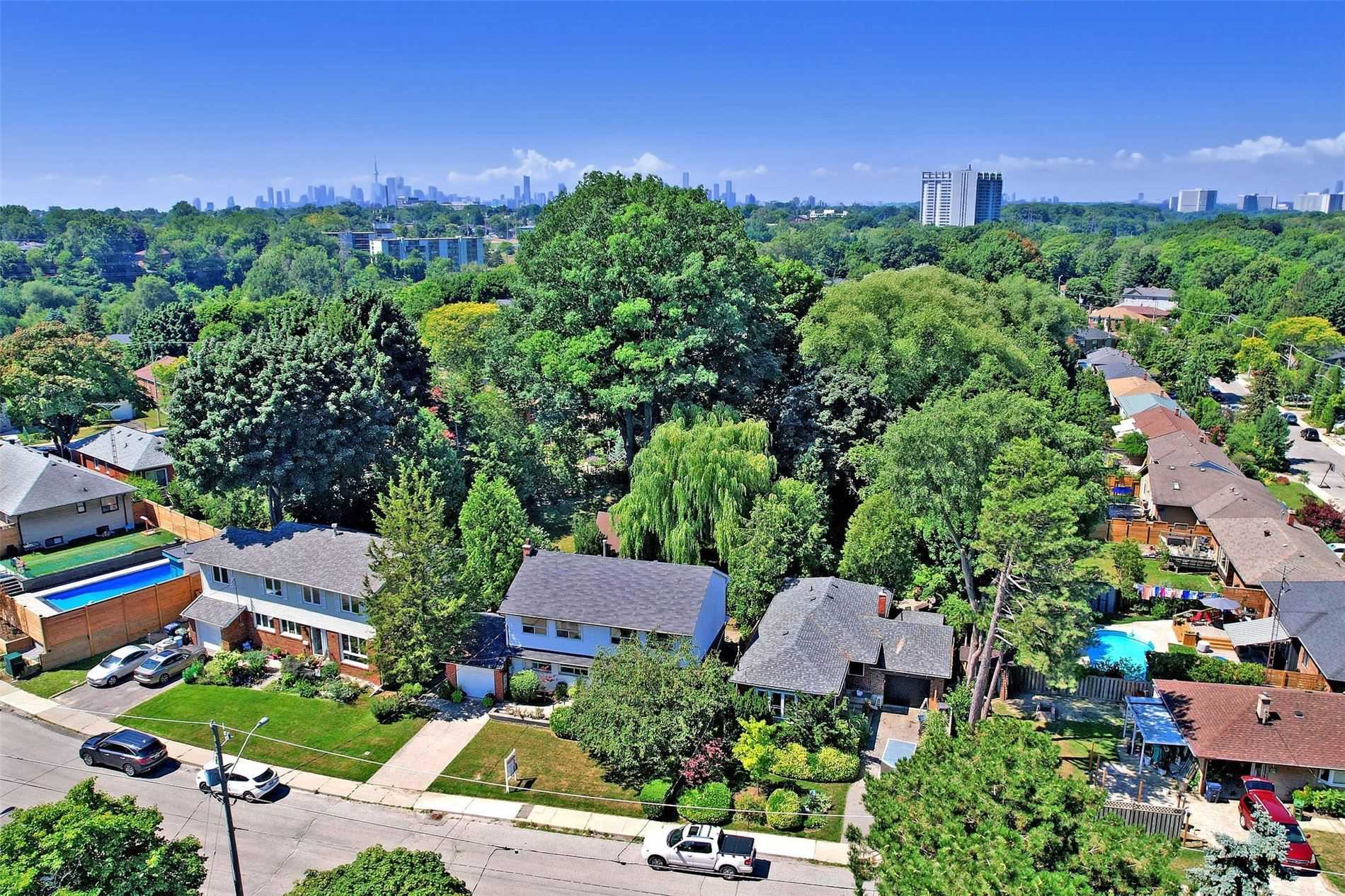 48 Notley Pl, Toronto, ON M4B2M8 | 3 Bedroom 3 Bathroom Detached House | Image 37
