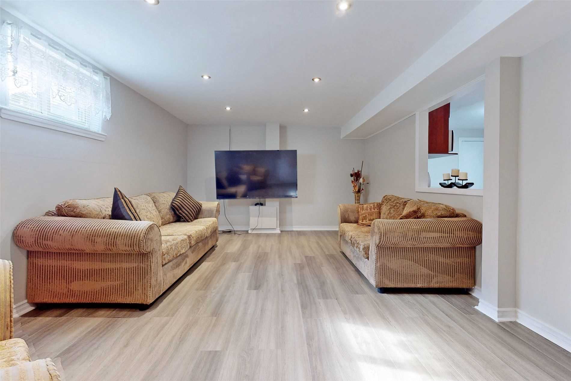 63 Lynvalley Cres, Toronto, ON M1R2V1 | 3 Bedroom 2 Bathroom Detached House | Image 25